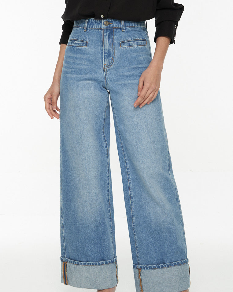 DRESSINGPAULA | High Rise Cuffed Jeans