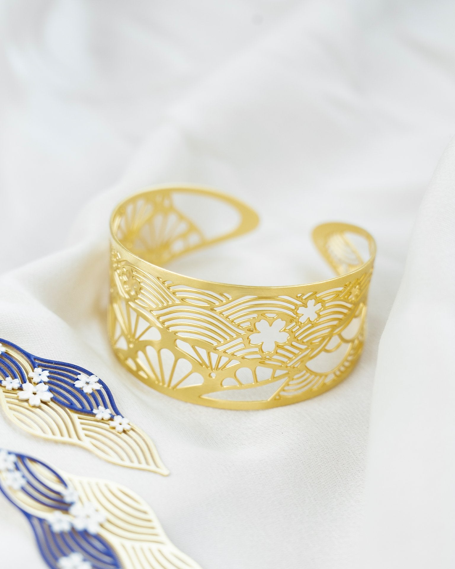 EMBRACE JEWELLERY | Kintsugi Cuff