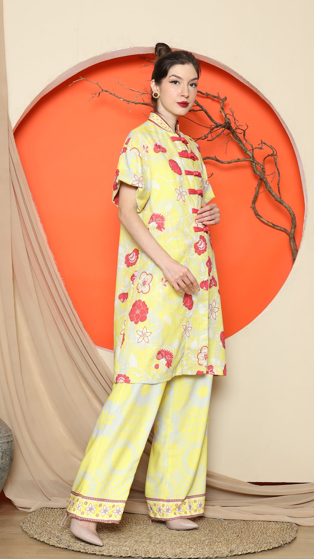 KANZI COLLECTION | Yellow Floral Cheongsam Pant Set