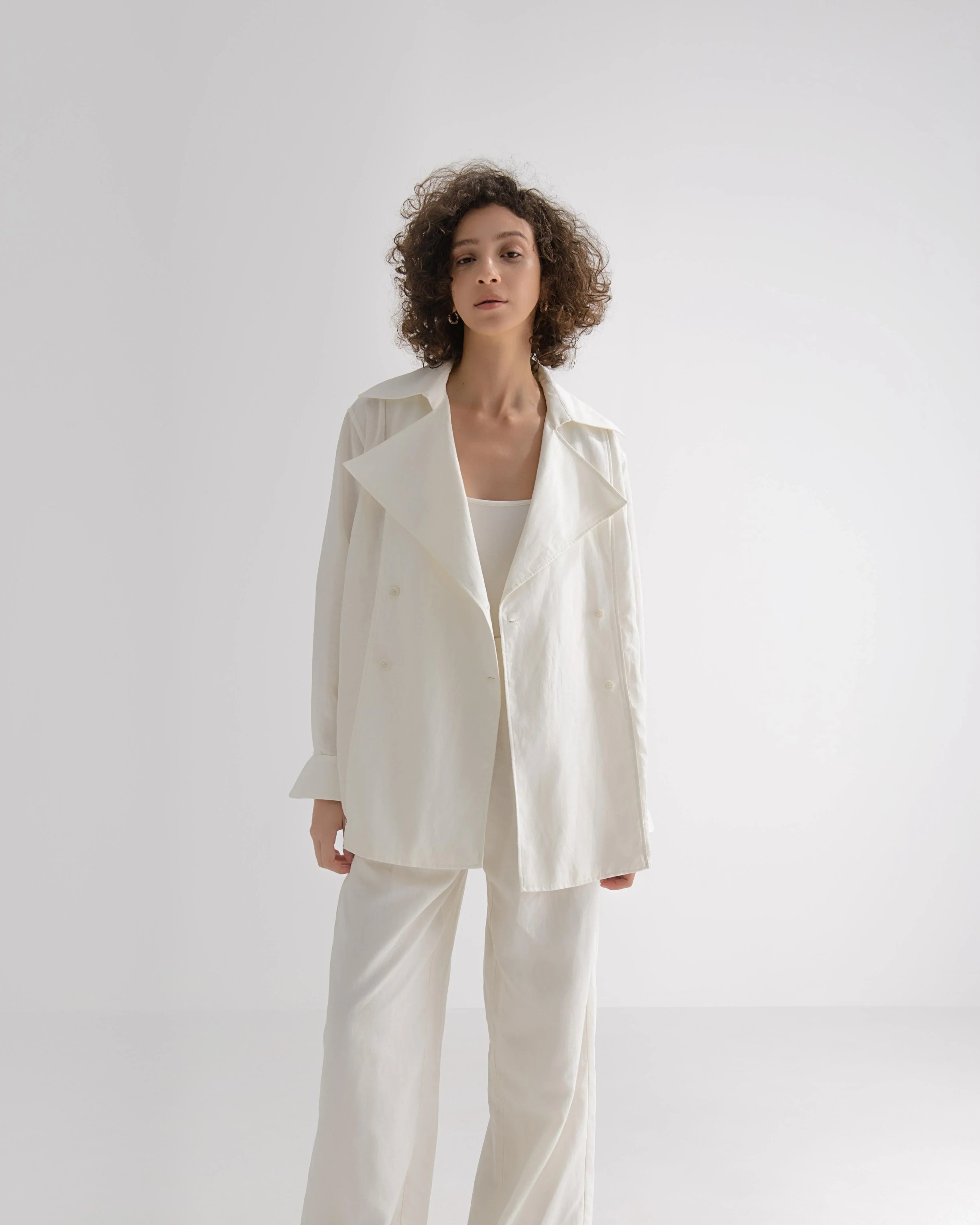 LAYERPLAN | Liora Linen Double-Breasted Shirt Jacket