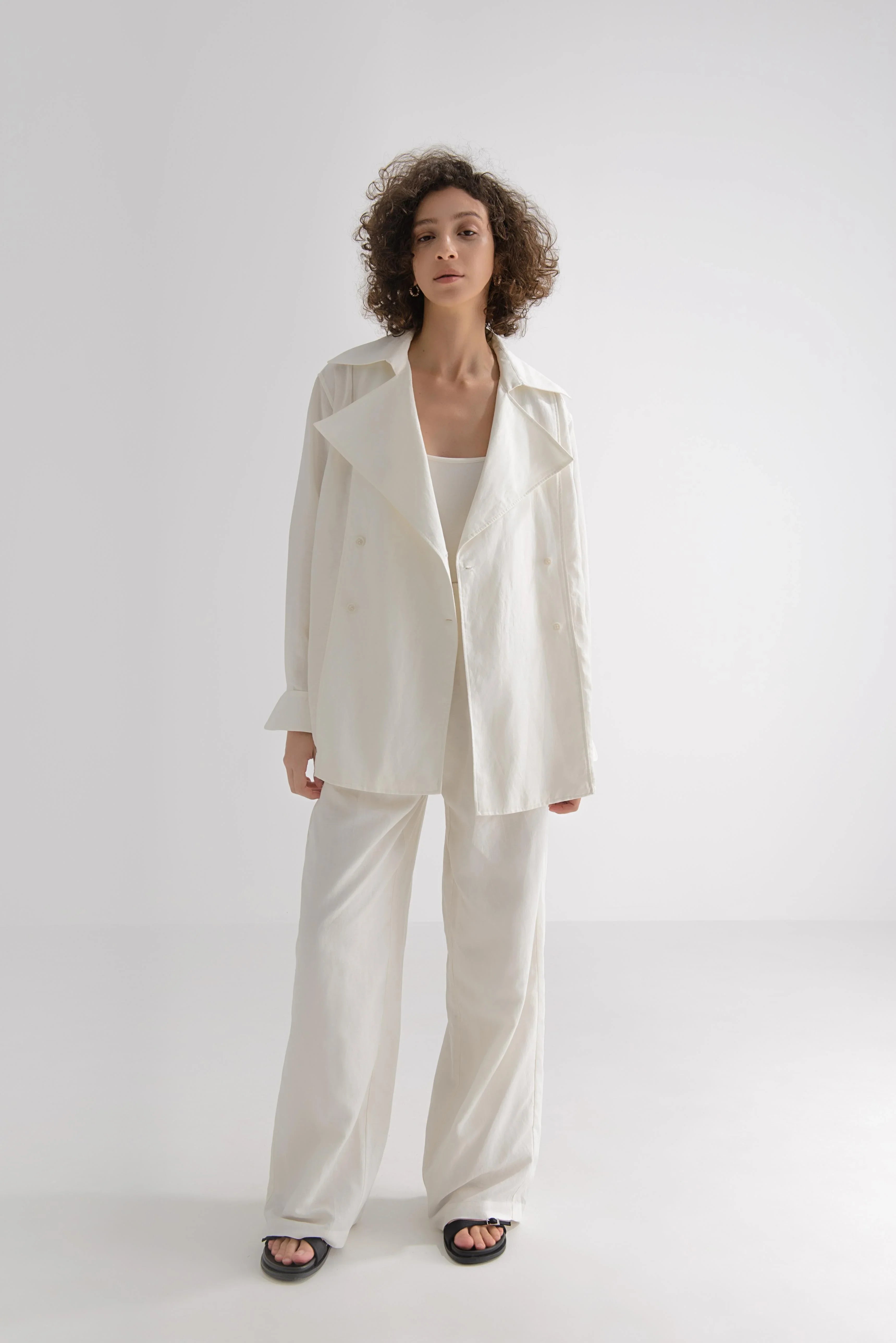 LAYERPLAN | Liora Linen Double-Breasted Shirt Jacket