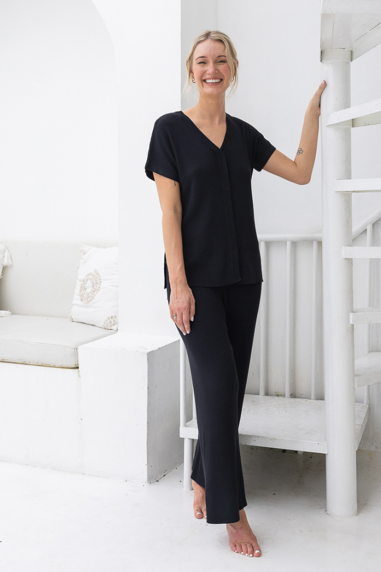 OLIVE BASICS | Eve Button-Down Knit Tee