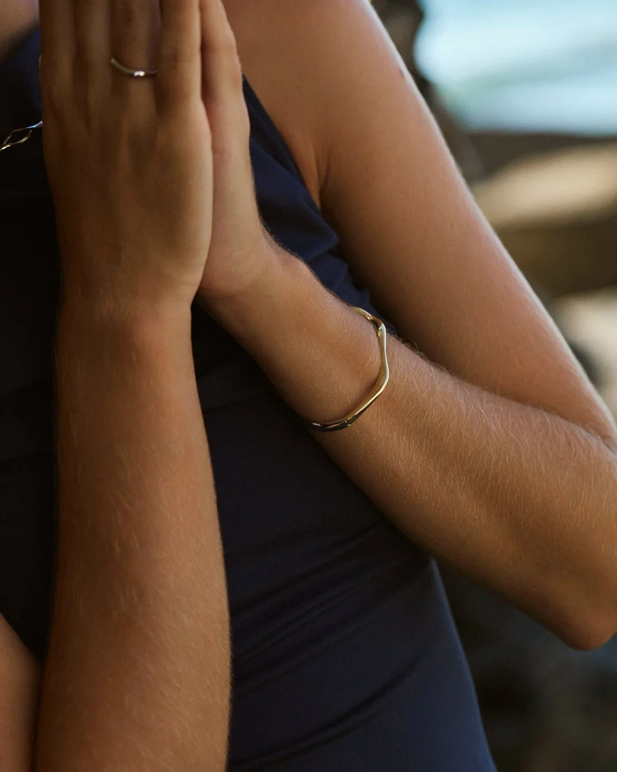 RINA LEE | Flow Mixed Metal Serenity Bangle