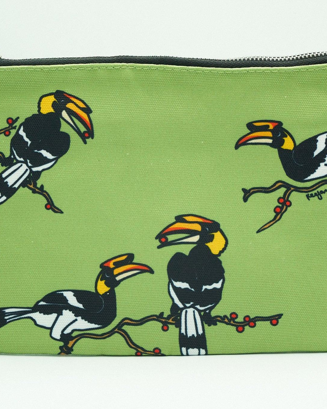 THE ANIMAL PROJECT | Pouch