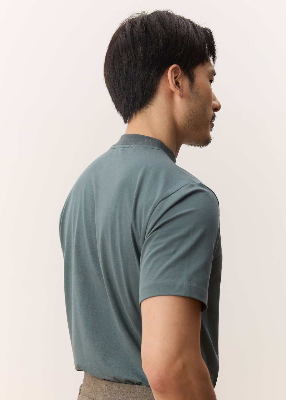 HOUSE OF ANON | Arlo Mock Neck Tee, Jersey