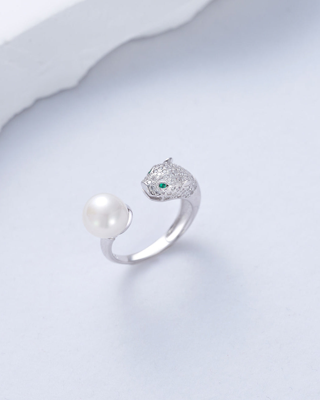 PEARLY LUSTRE | Leopard Freshwater Pearl Ring WR00038 | SAFARI