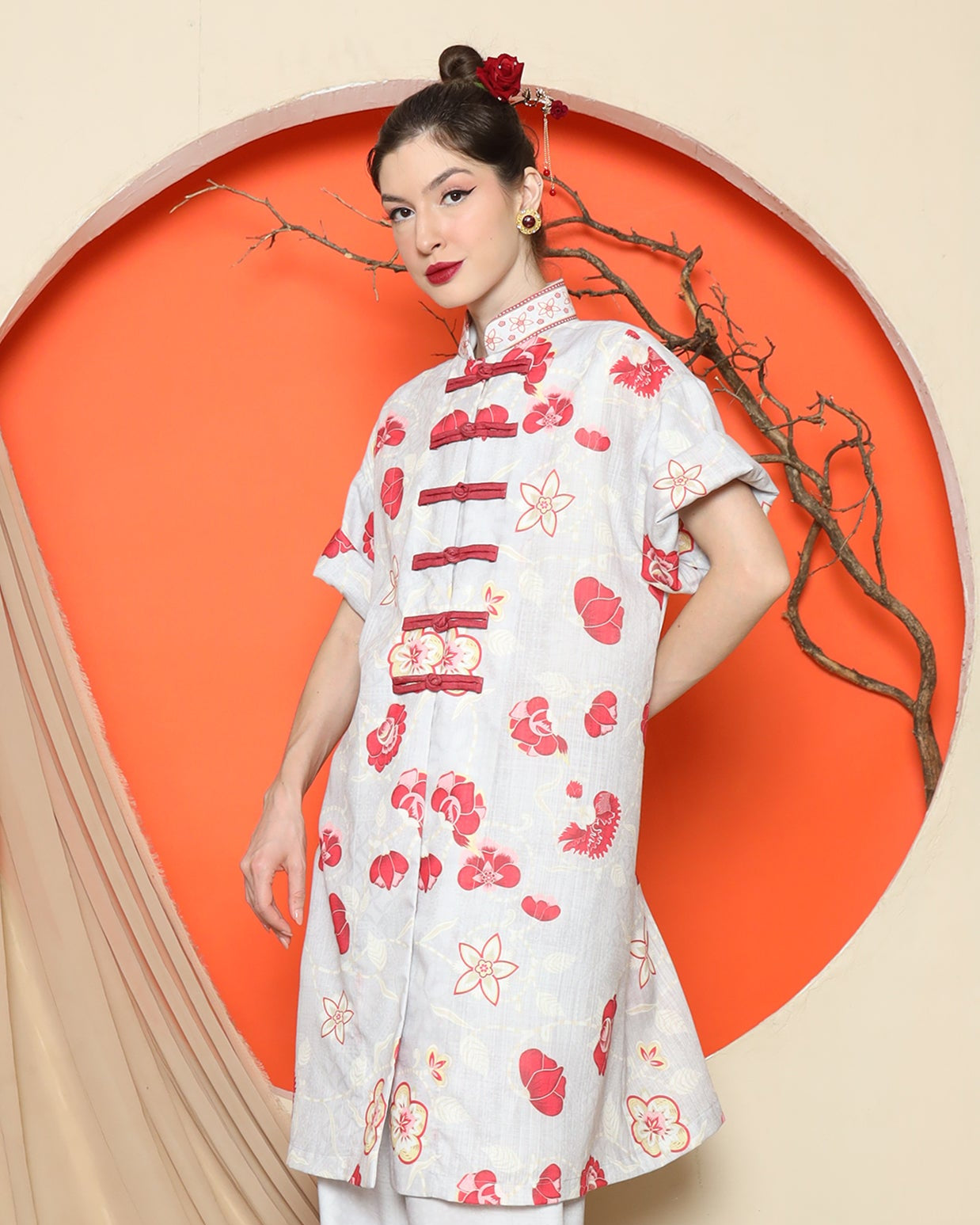 KANZI COLLECTION | Grey Floral Cheongsam Pant Set