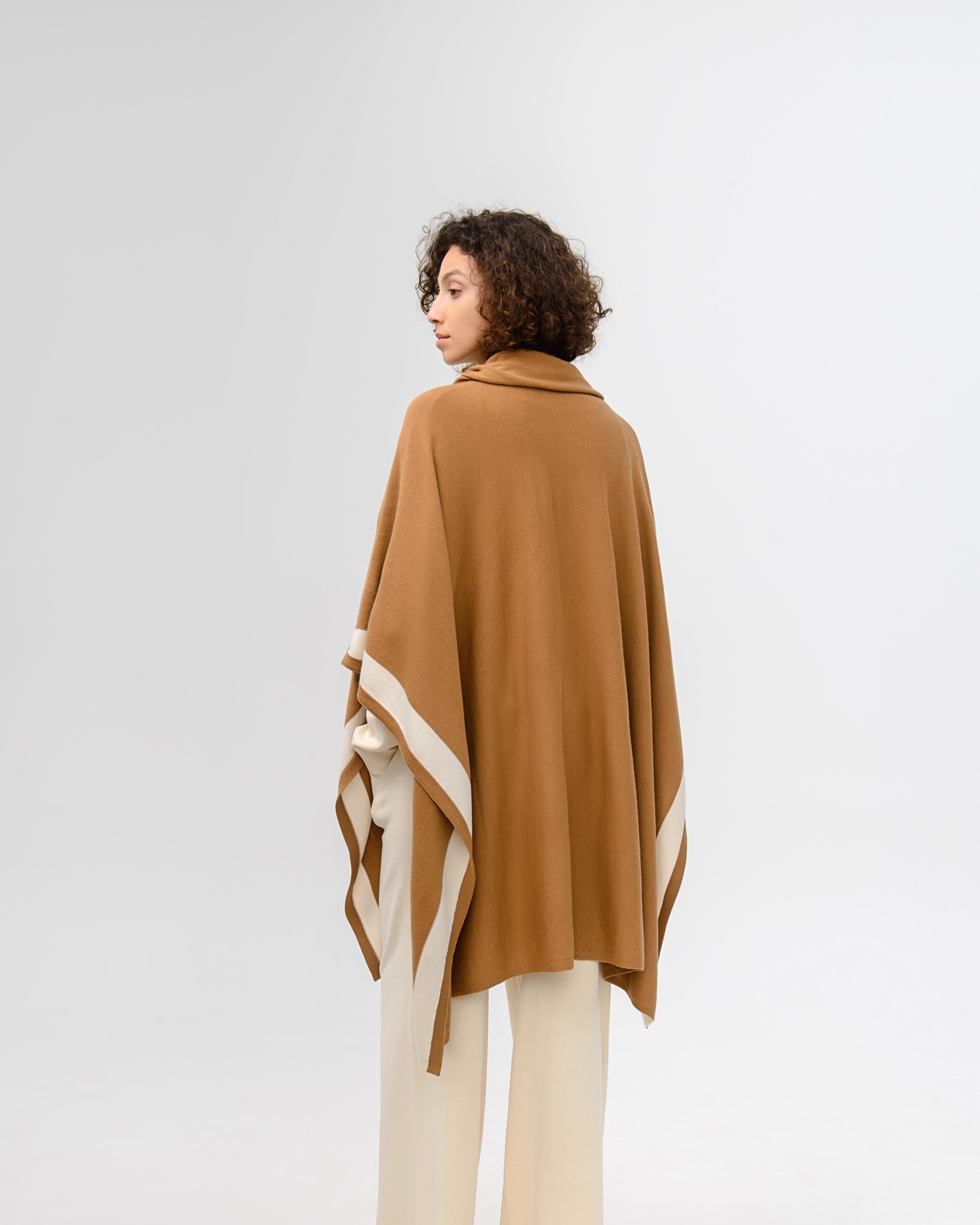 LAYERPLAN | Scarf Collar Wool Cape