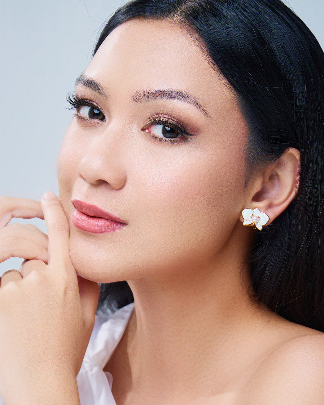 PEARLY LUSTRE | Clip-On Top Grade Freshwater Pearl Earrings WE00832 | ORCHID