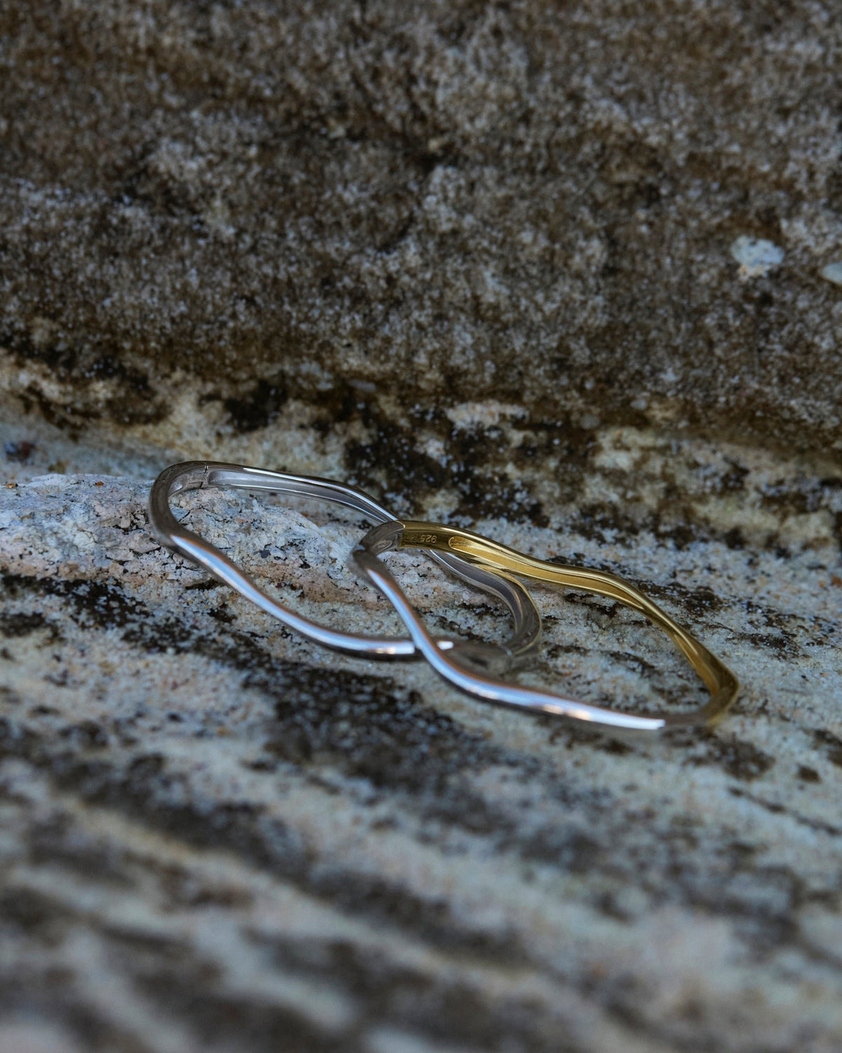 RINA LEE | Flow Serenity Bangle