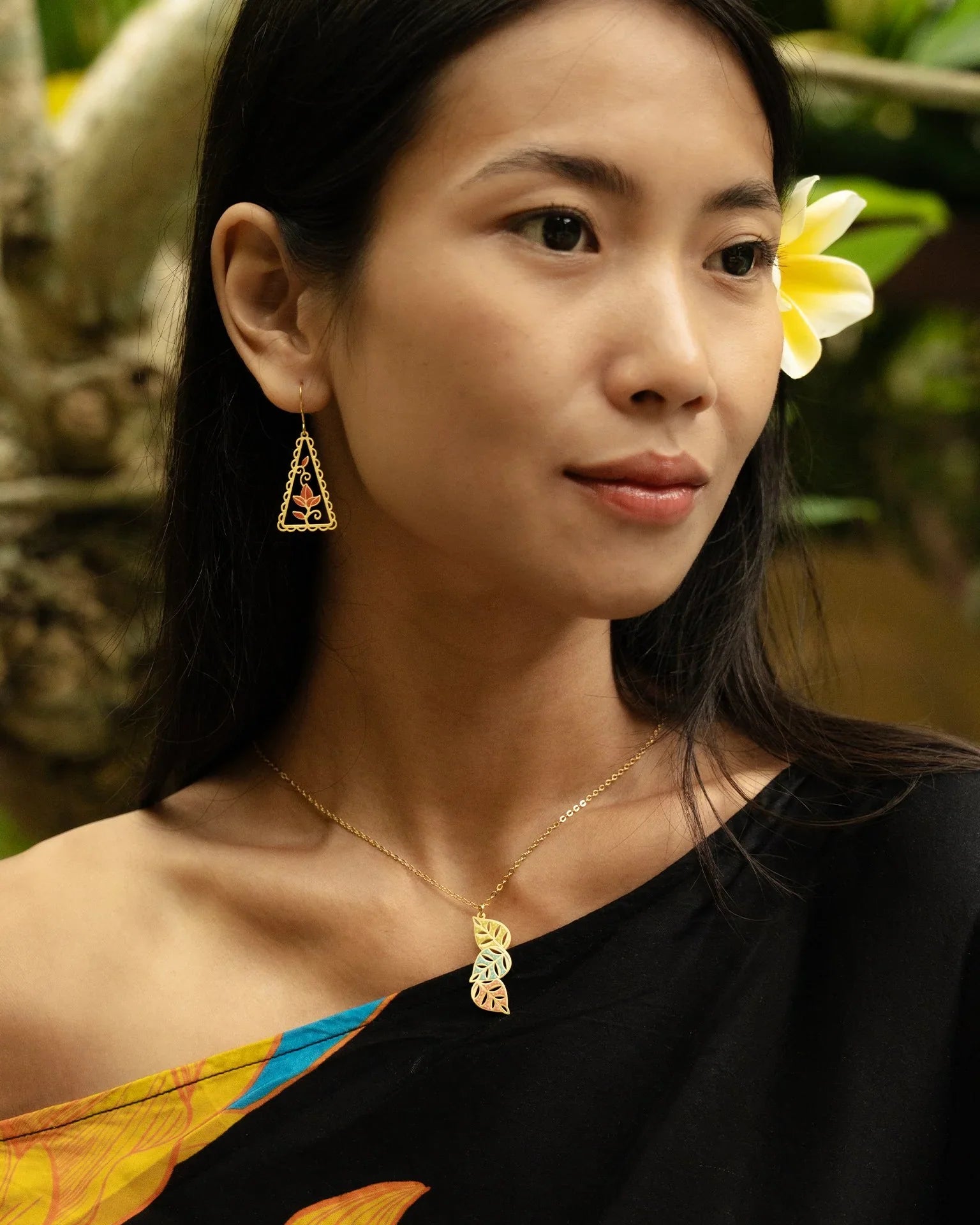 EMBRACE JEWELLERY | Tumpal Earrings
