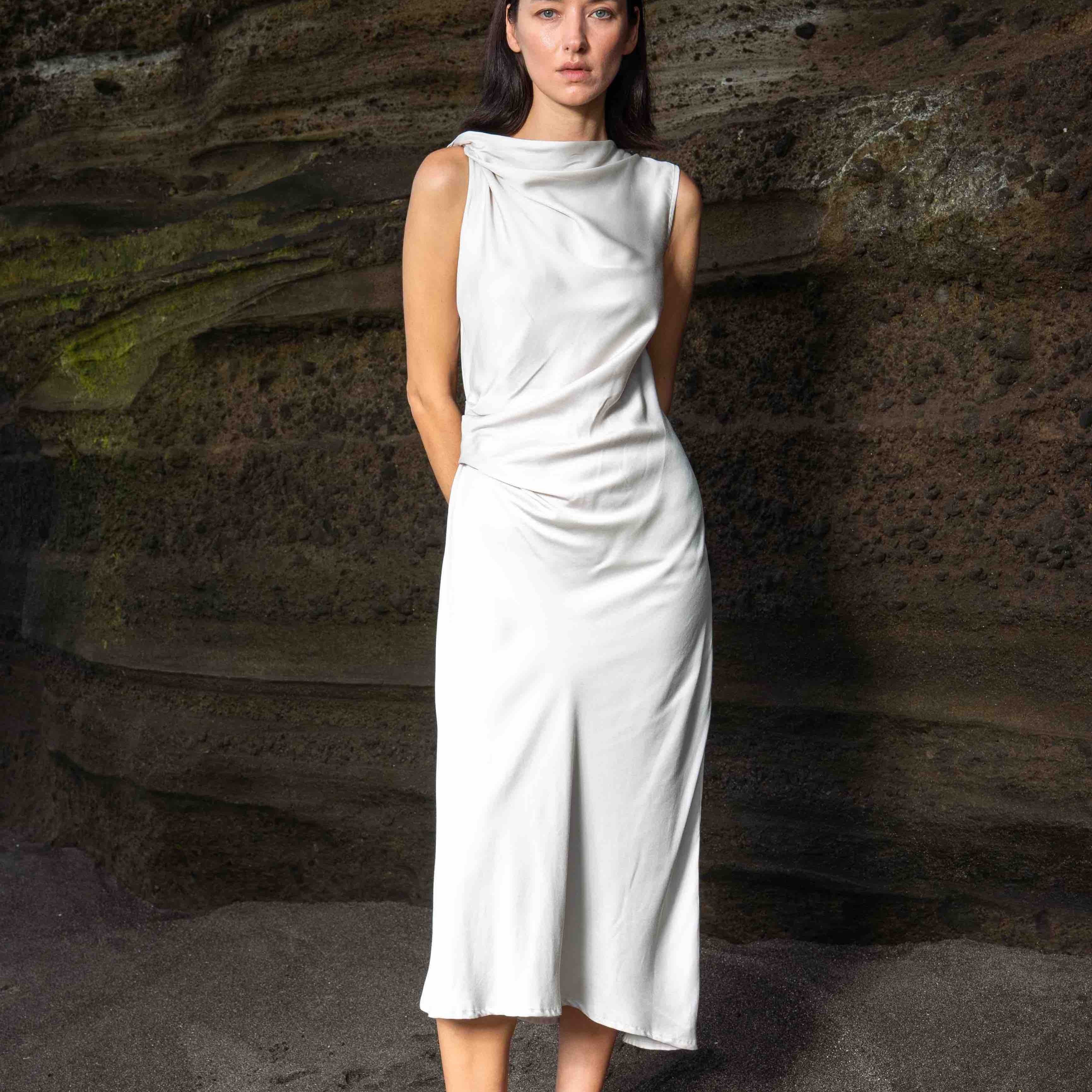 SU BY HAND | EFI Dress