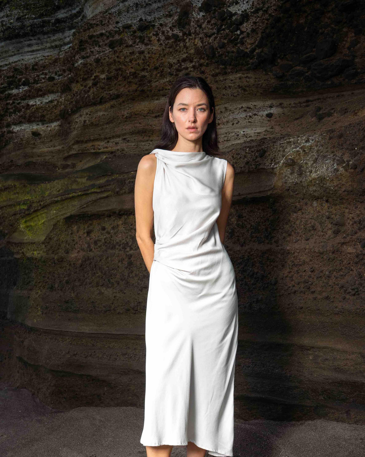 SU BY HAND | EFI Dress