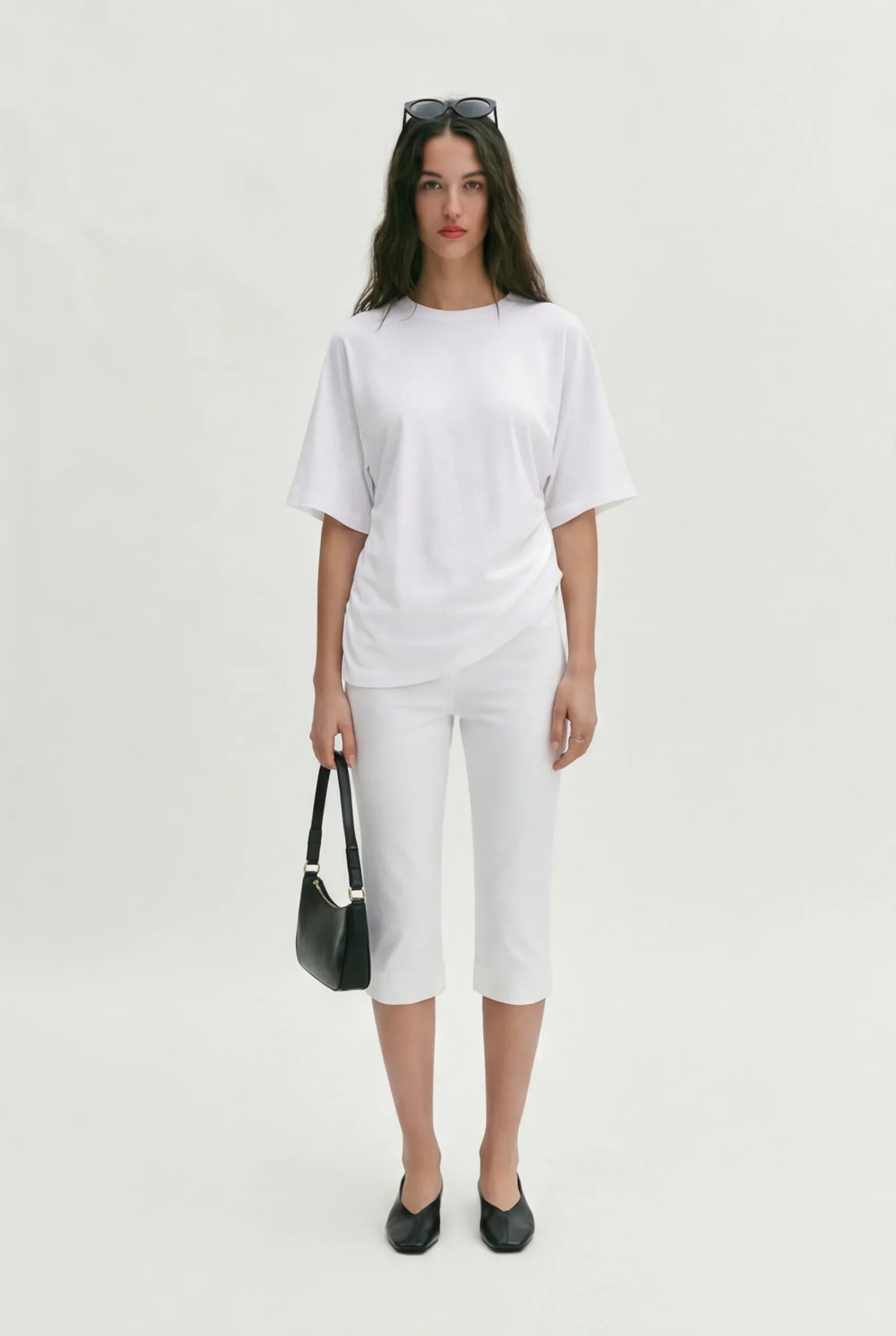 LAYERPLAN | Anouk Drape Asymmetric Tee