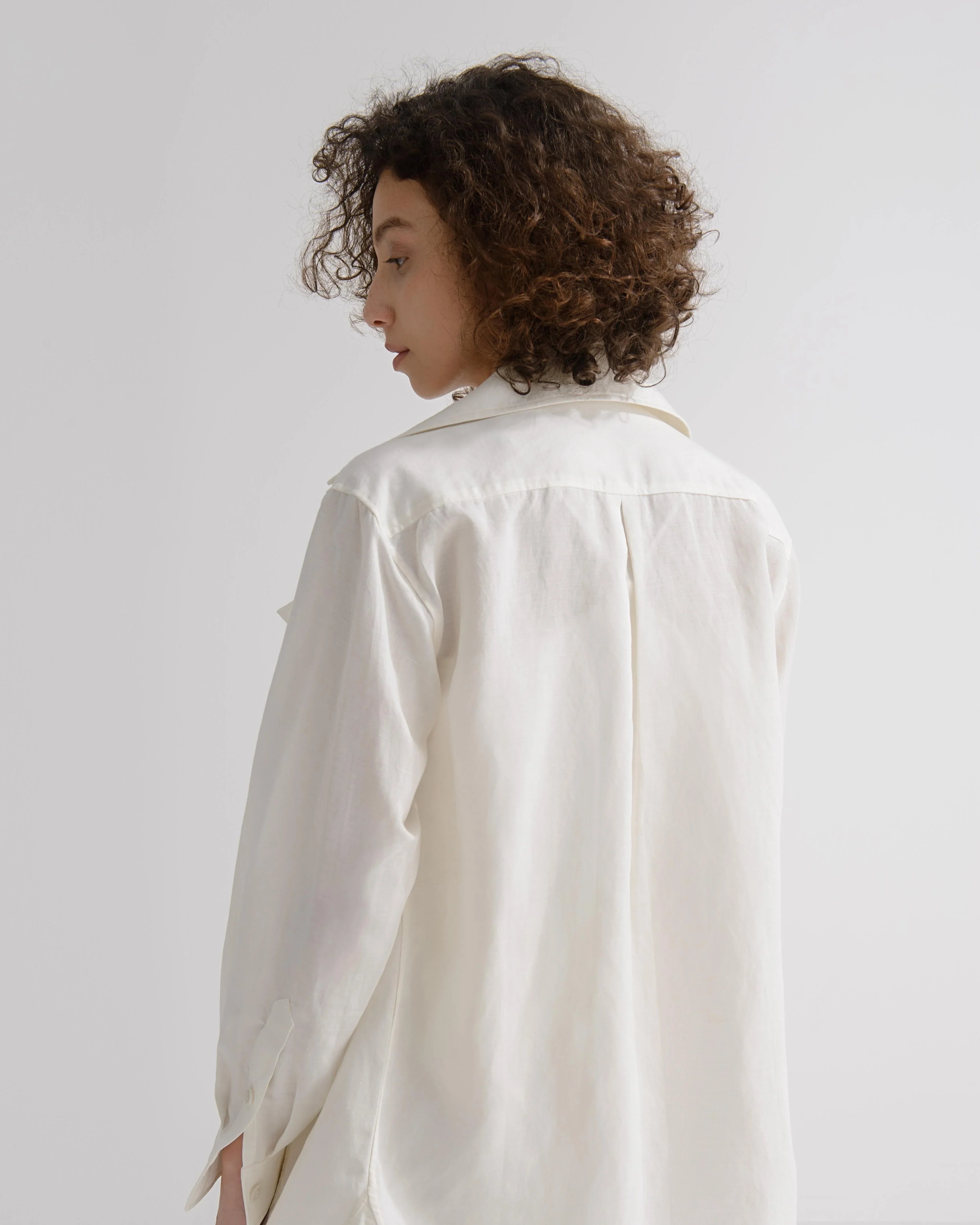 LAYERPLAN | Liora Linen Double-Breasted Shirt Jacket