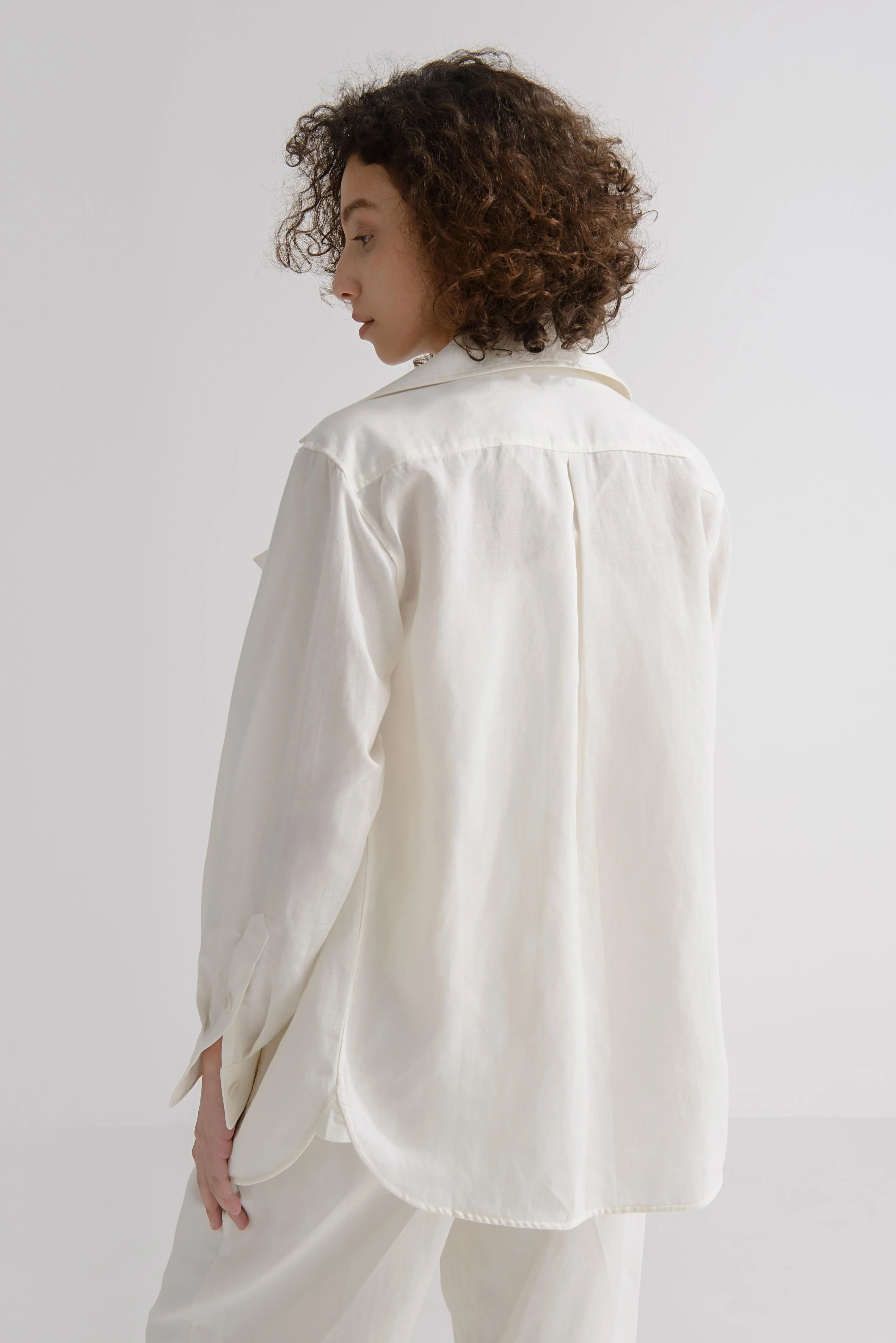 LAYERPLAN | Liora Linen Double-Breasted Shirt Jacket