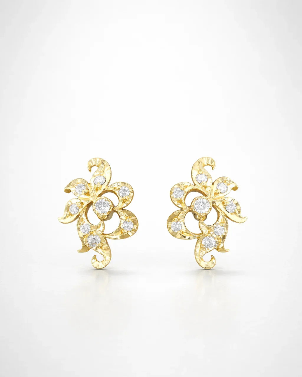 FOUNDATION JEWELLERS | 750 Y/G Peranakan Natural Diamond Ear Stud "Flower" 3.24gm, D16-0.36ct