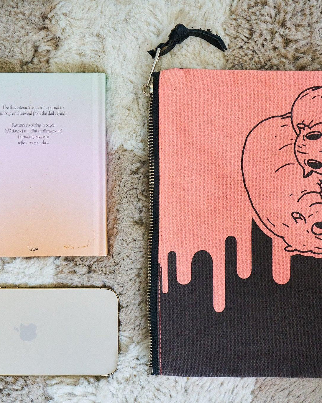 THE ANIMAL PROJECT | Pouch