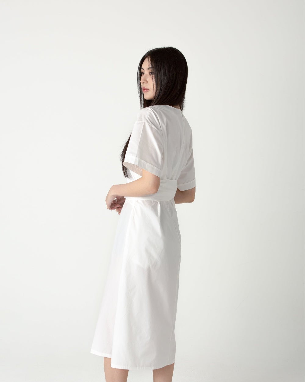 SAERO COLLECTIVE | Wrapline Dress | White