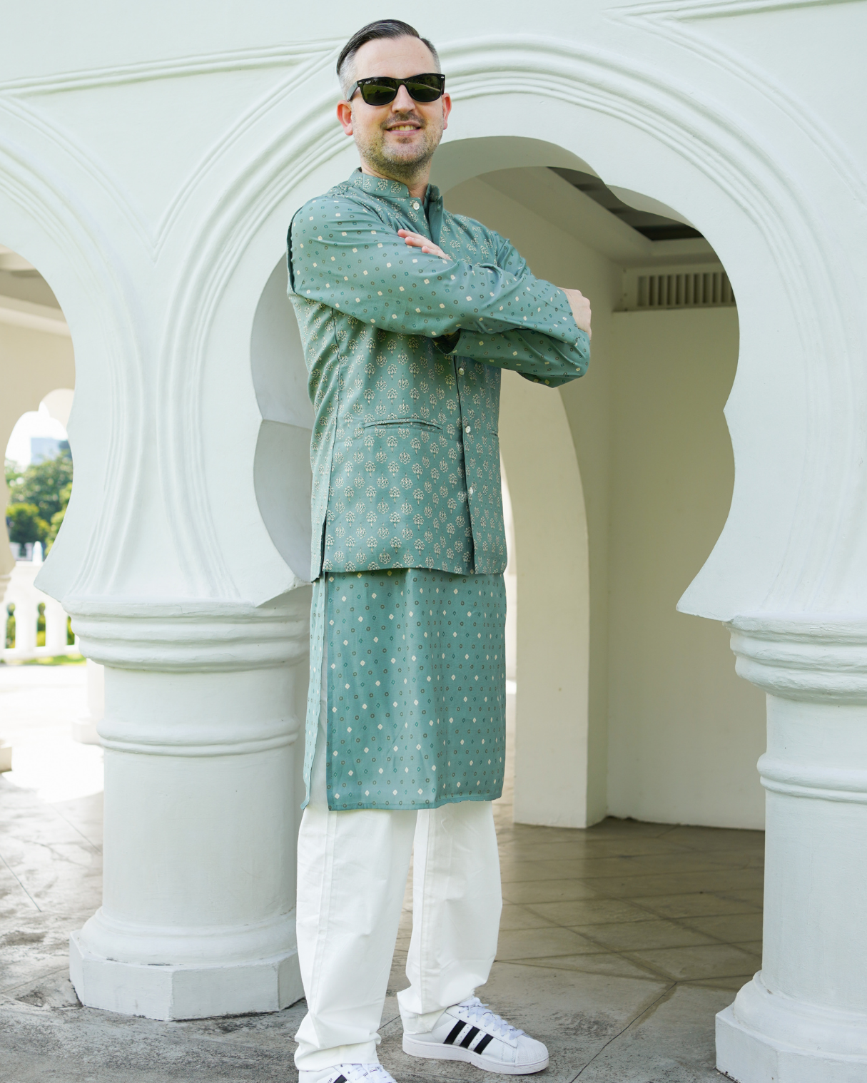 NIMBU | Vir Sage Green Men's Kurta Pajama Jacket Set in Muslin Cotton