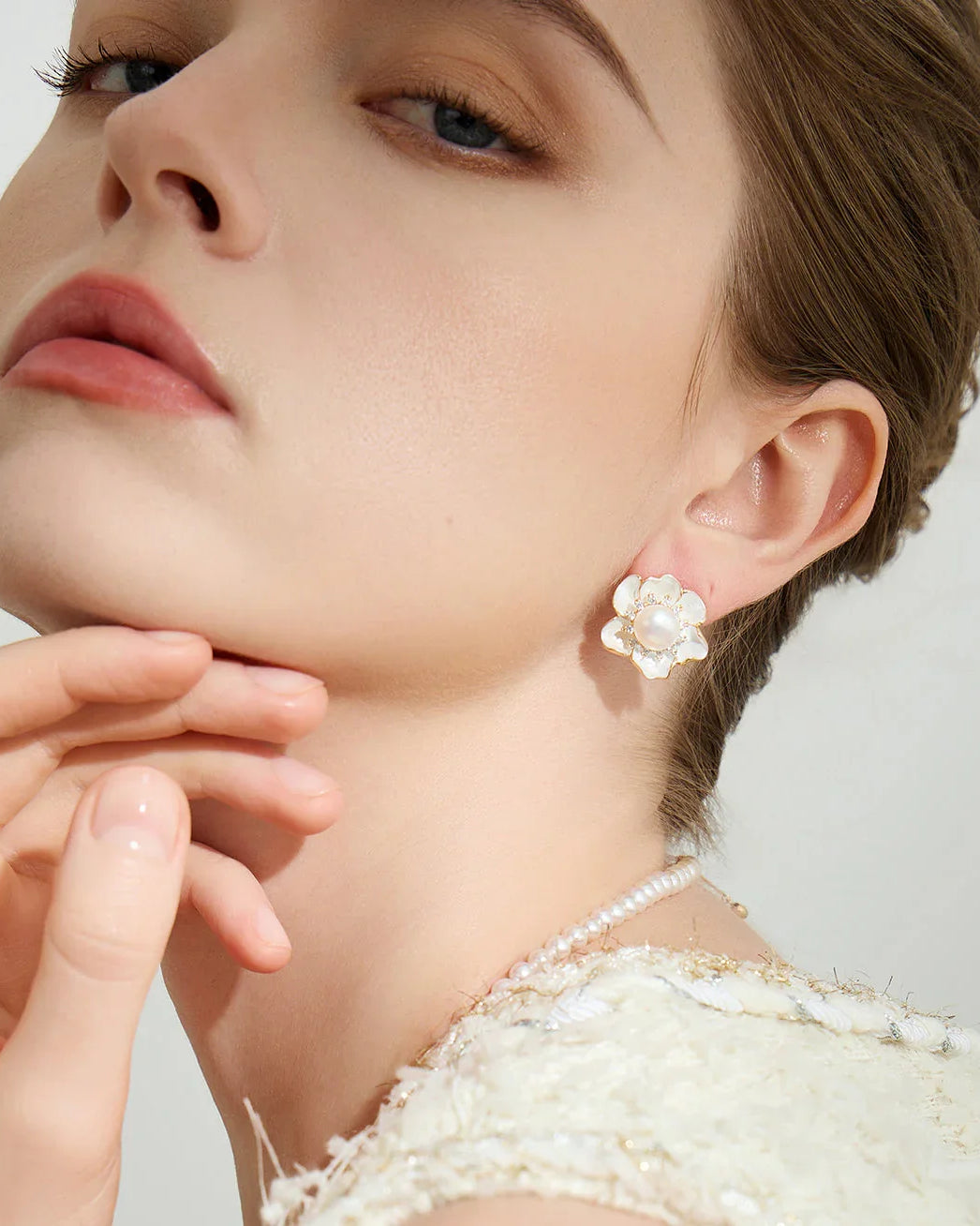 PEARLY LUSTRE | Top Grade Freshwater Pearl Earrings WE00801 | ORCHID