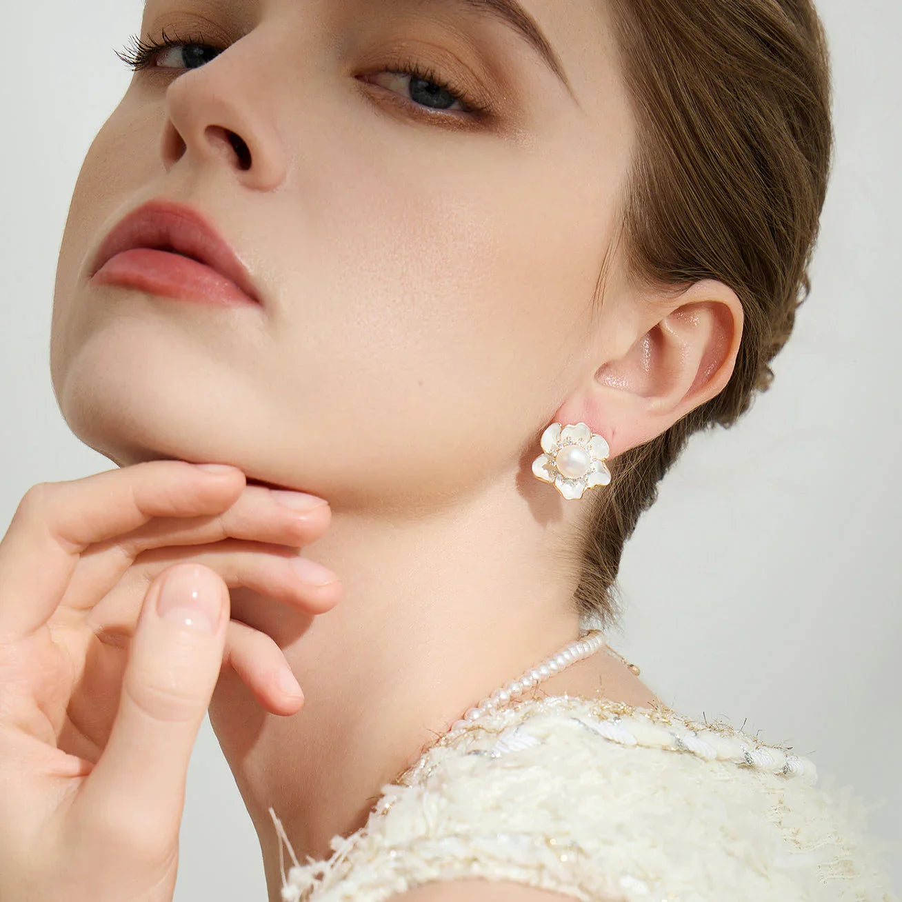 PEARLY LUSTRE | Top Grade Freshwater Pearl Earrings WE00801 | ORCHID