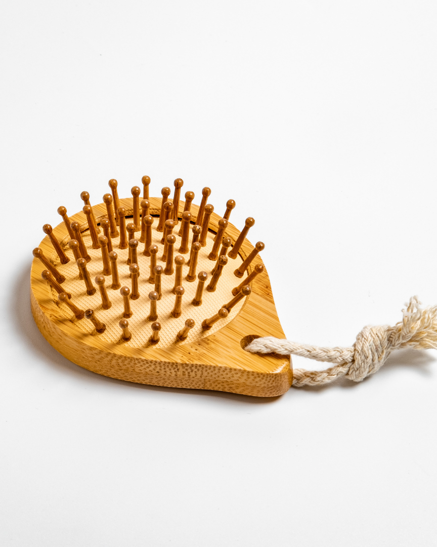 POSTCARD | Scalp Massager Brush