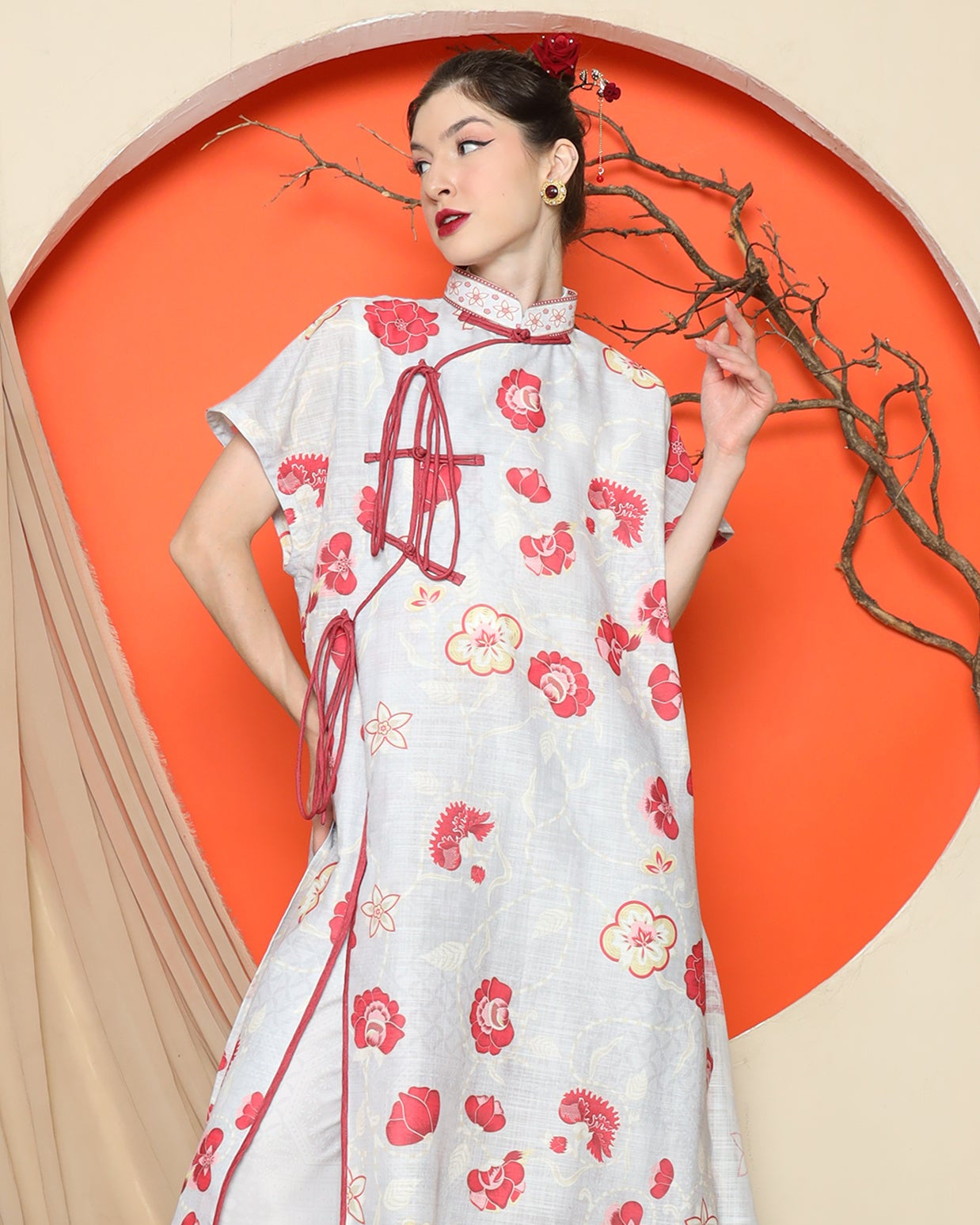 KANZI COLLECTION | Grey Oriental Floral Cheongsam