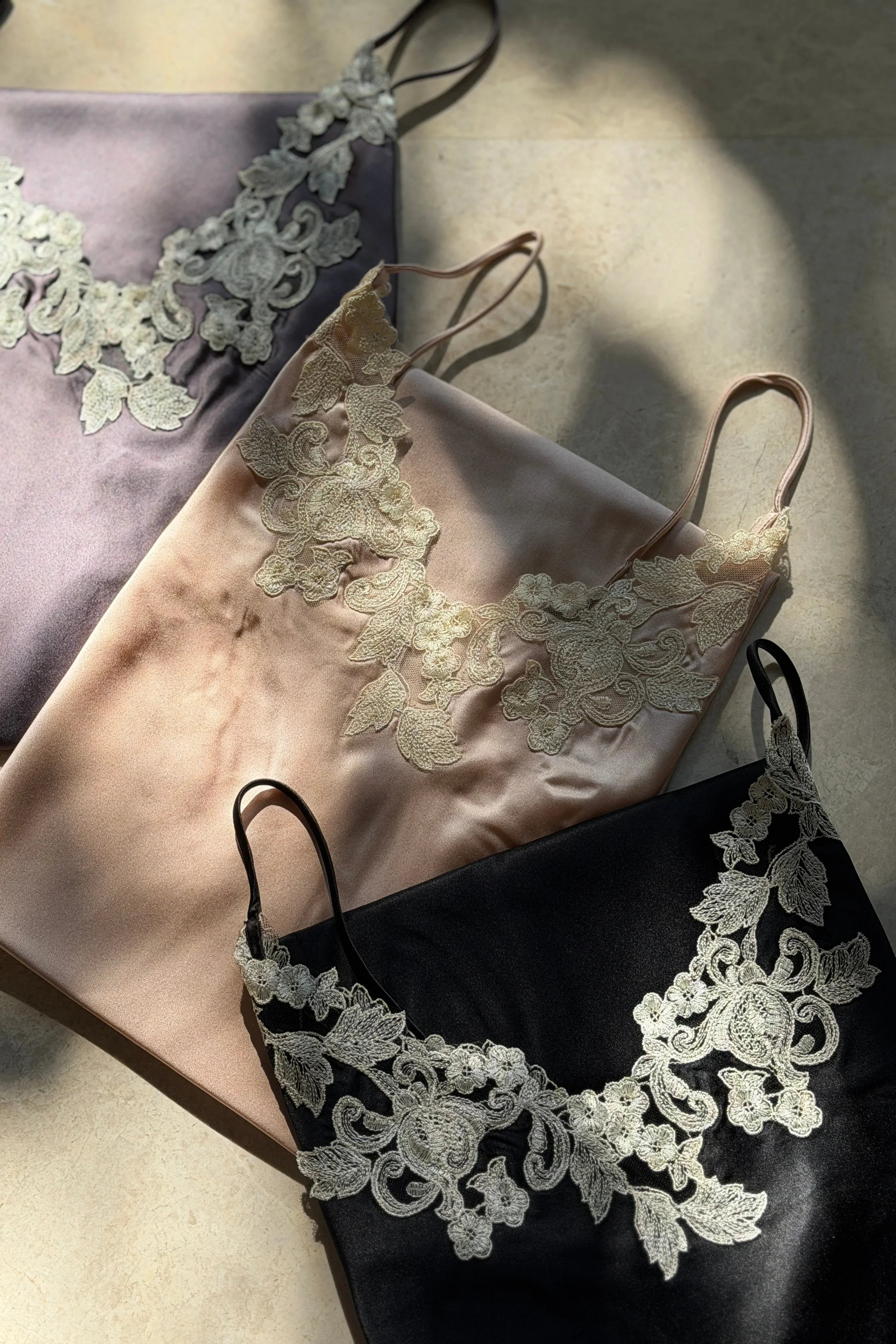 BELLS & BIRDS | Florentine Mulberry Silk Slip (Black)