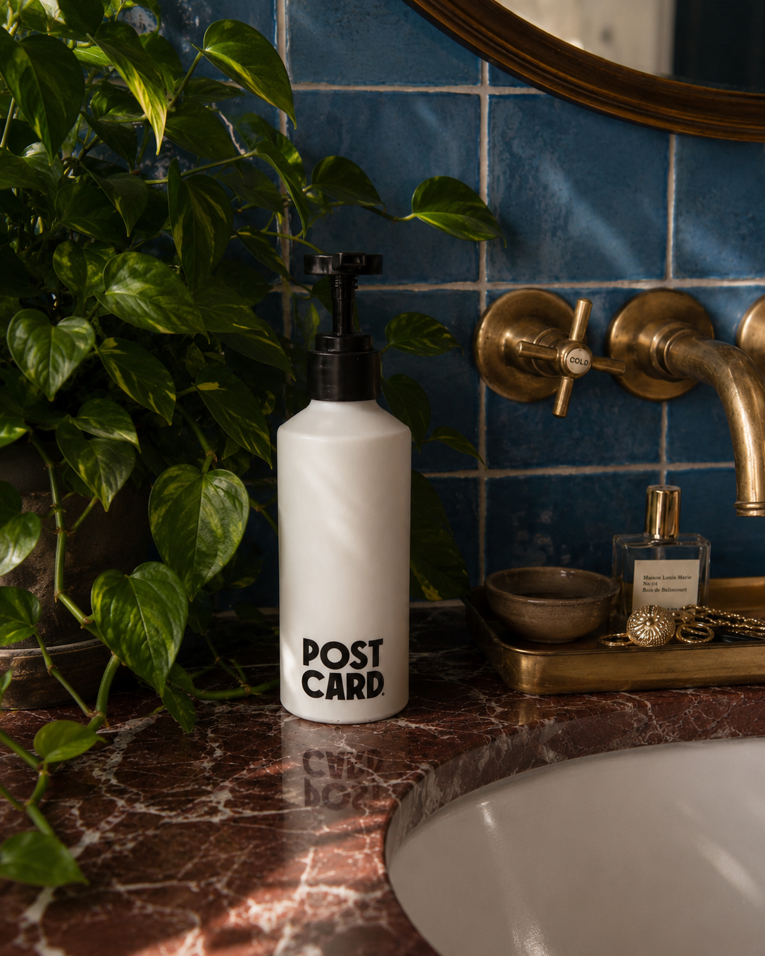 POSTCARD | Icy Peaks Cooling Hand & Body Wash