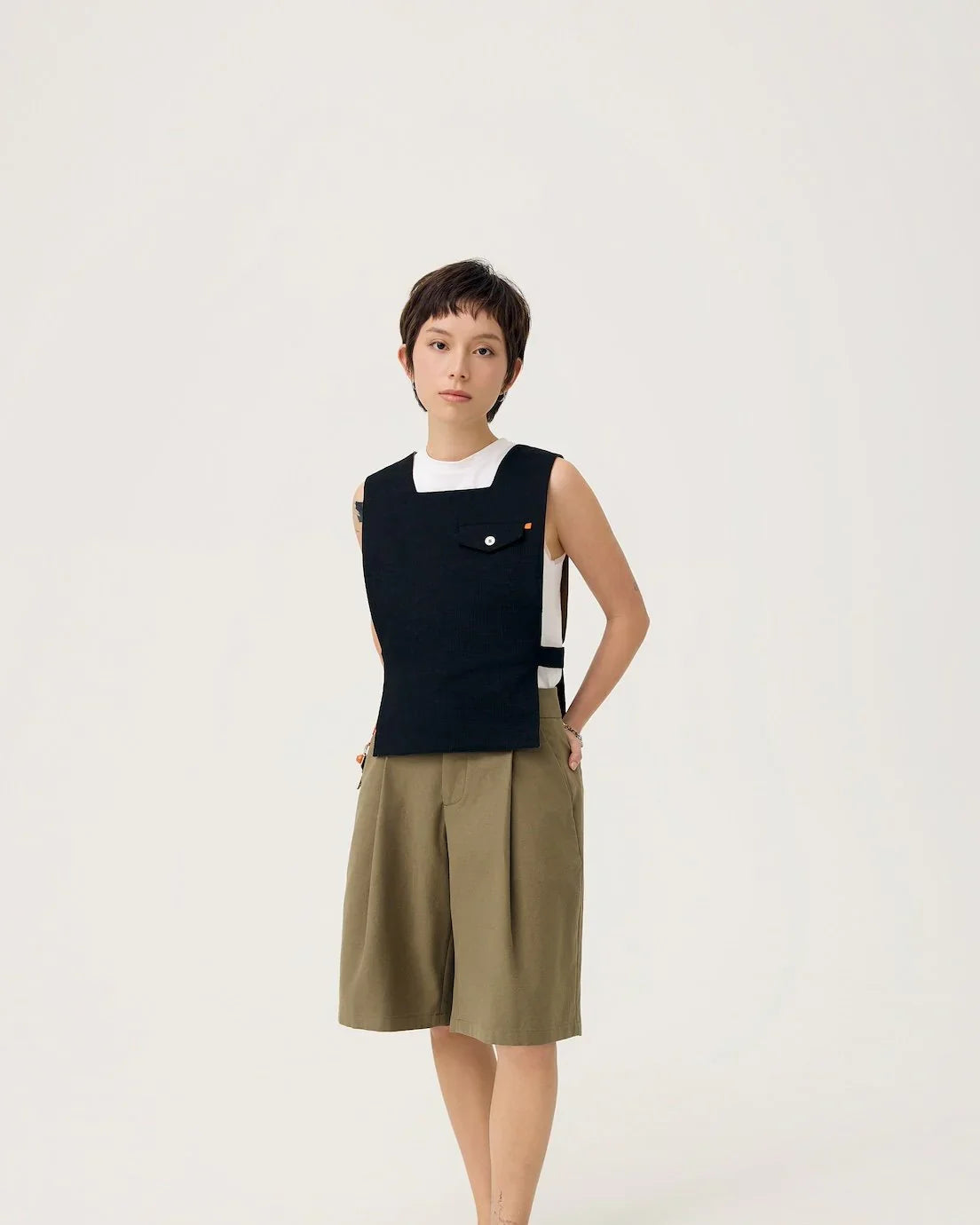 3EIGHTH | GYAKU 2-Way Reversible Vest in Black & Caramel