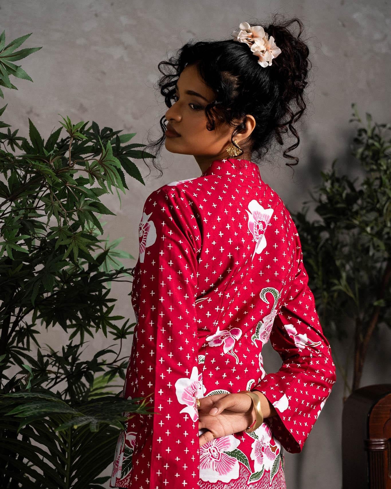 STUDIO GYPSIED | Batik Kebaya Sofea In Anggrek Pink