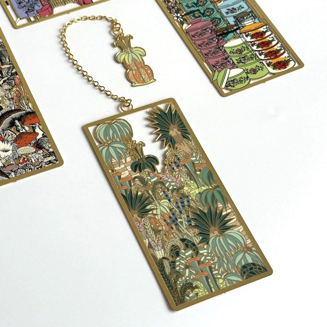 THE ART FACULTY | Metal Bookmark