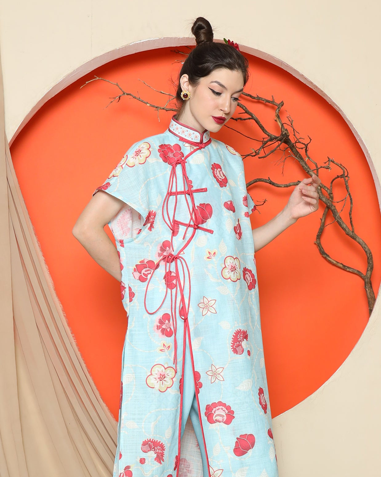 KANZI COLLECTION | Blue Oriental Floral Cheongsam Pant Set