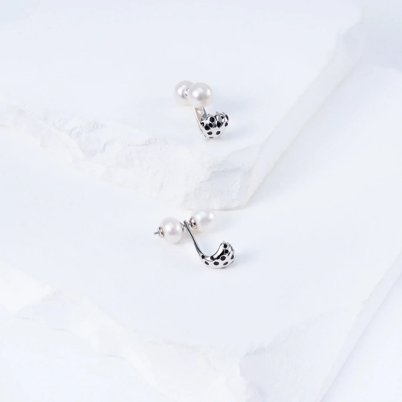 PEARLY LUSTRE | Top Lustre Freshwater Pearl Earrings WE00777 | SAFARI