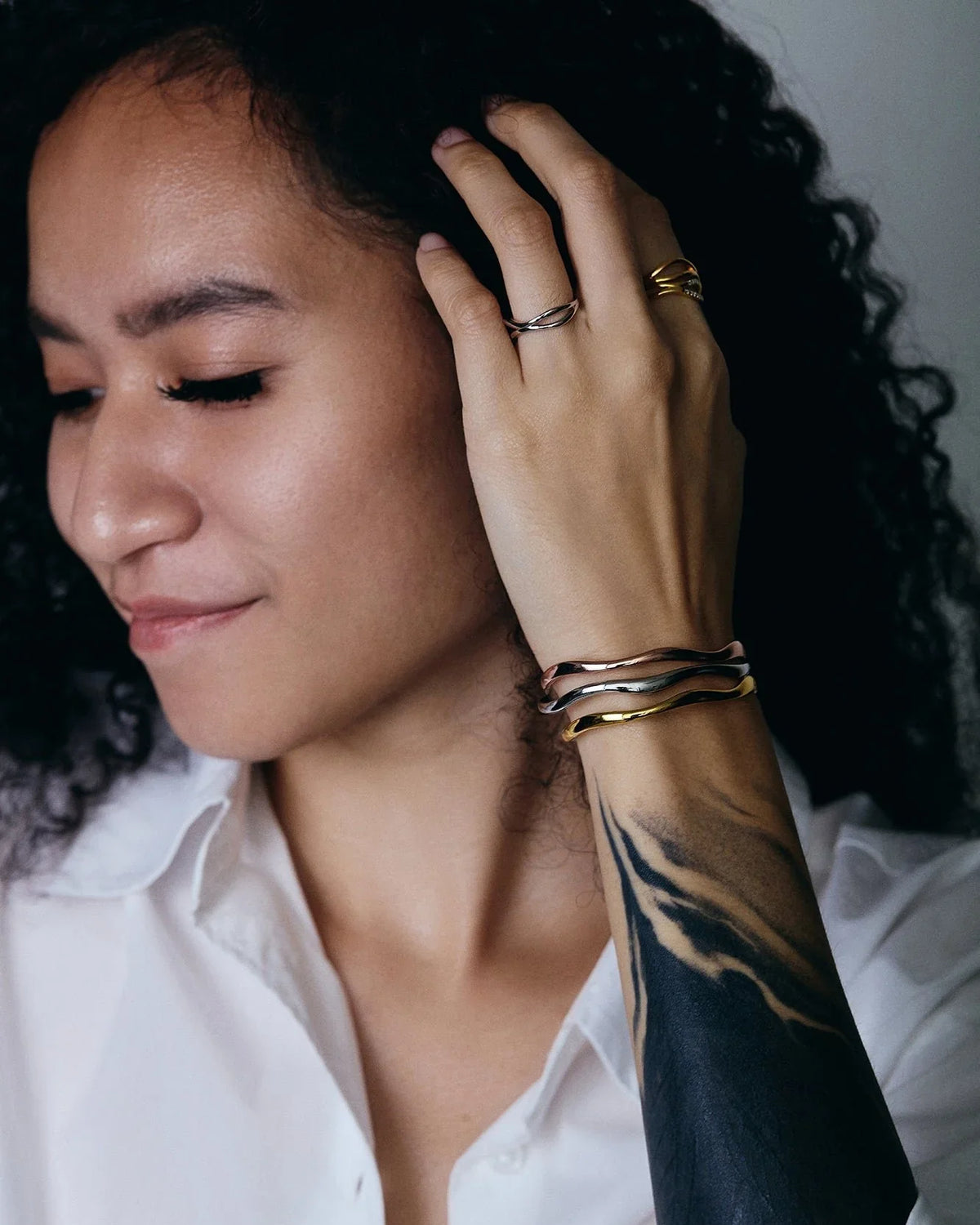 RINA LEE | Flow Single Cuff Bracelet