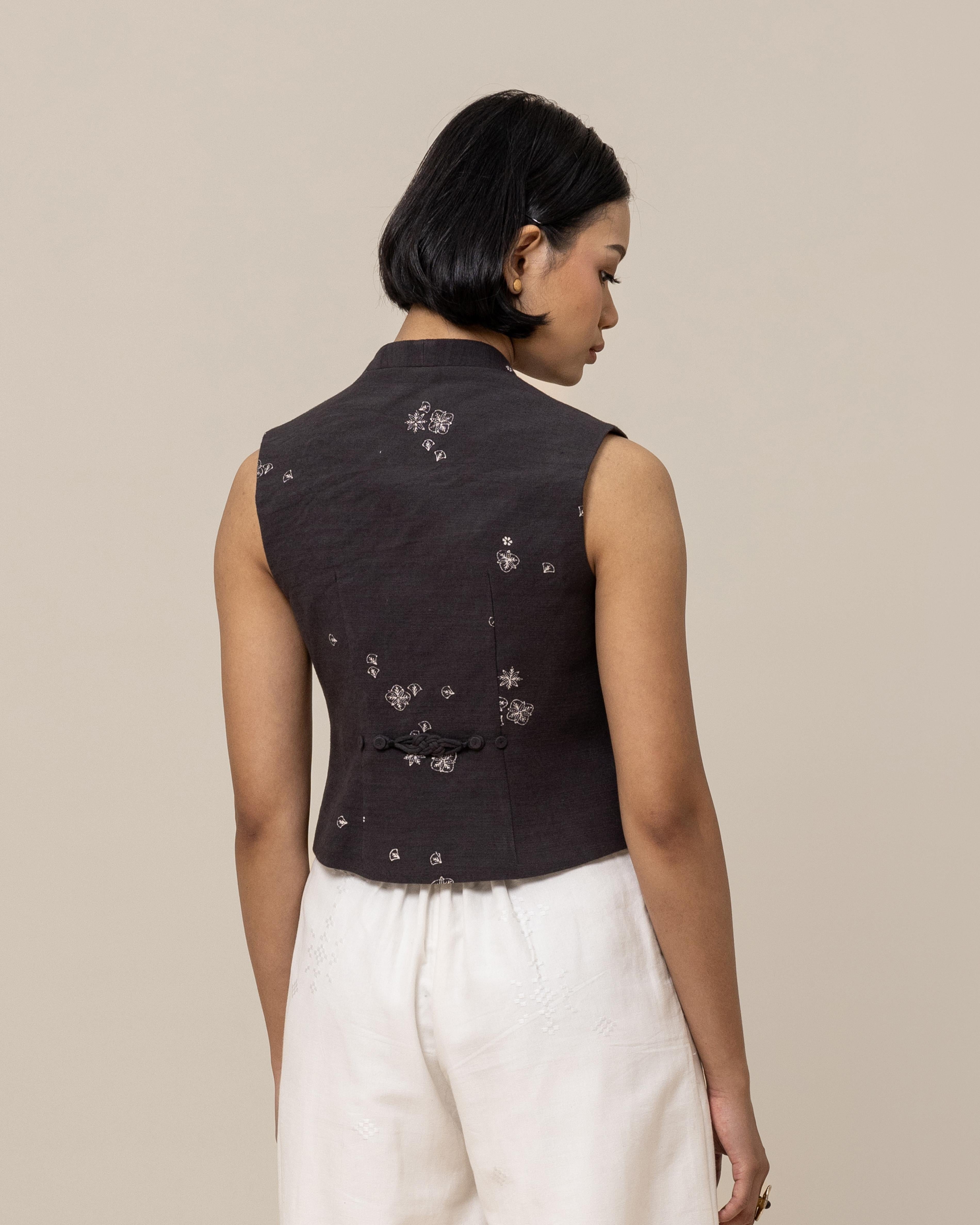 SUKKHA CITTA | SERIBU BUNGA - Structured Vest