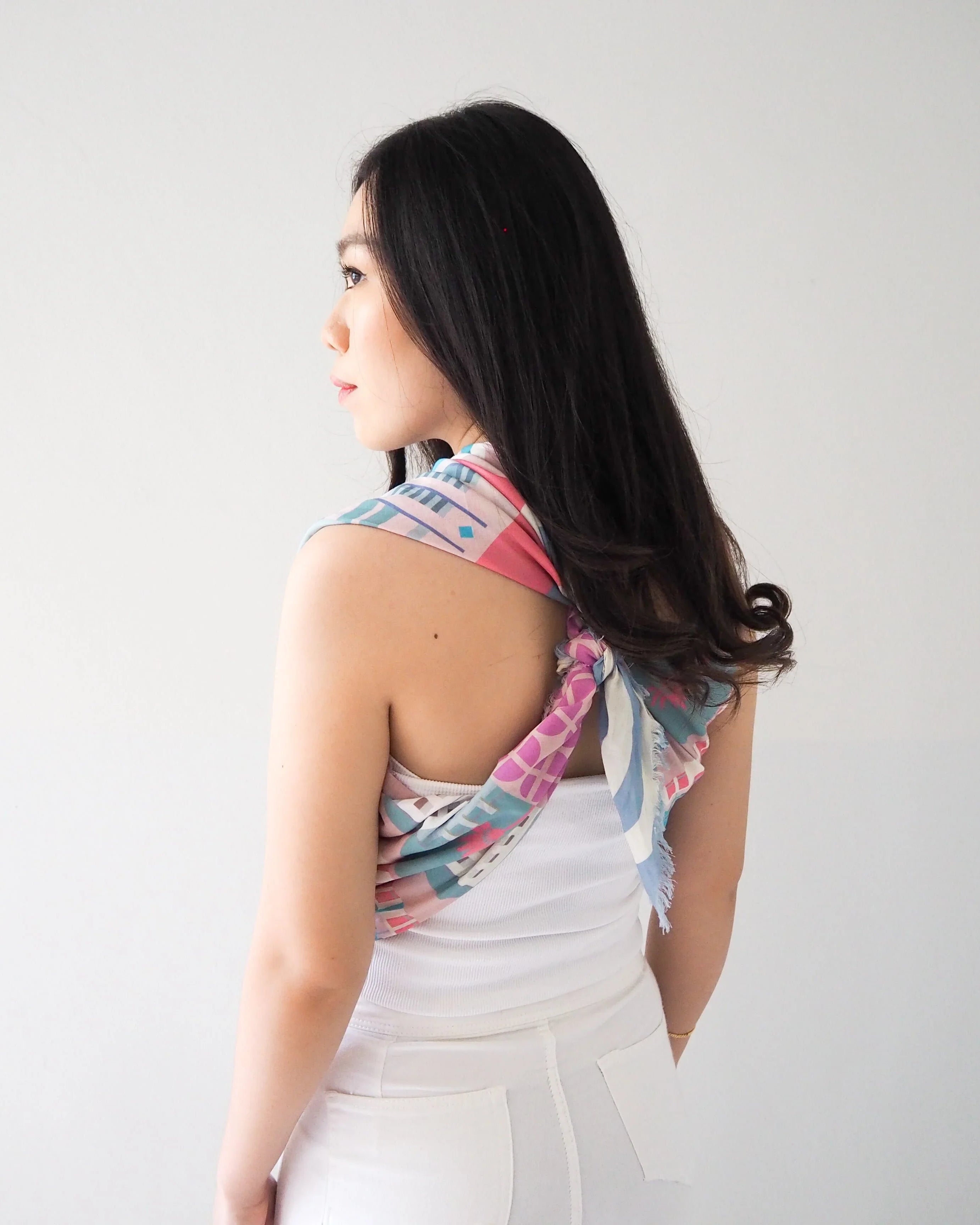 BINARY STYLE | Hip Tiong Bahru 115x115cm Square Scarf