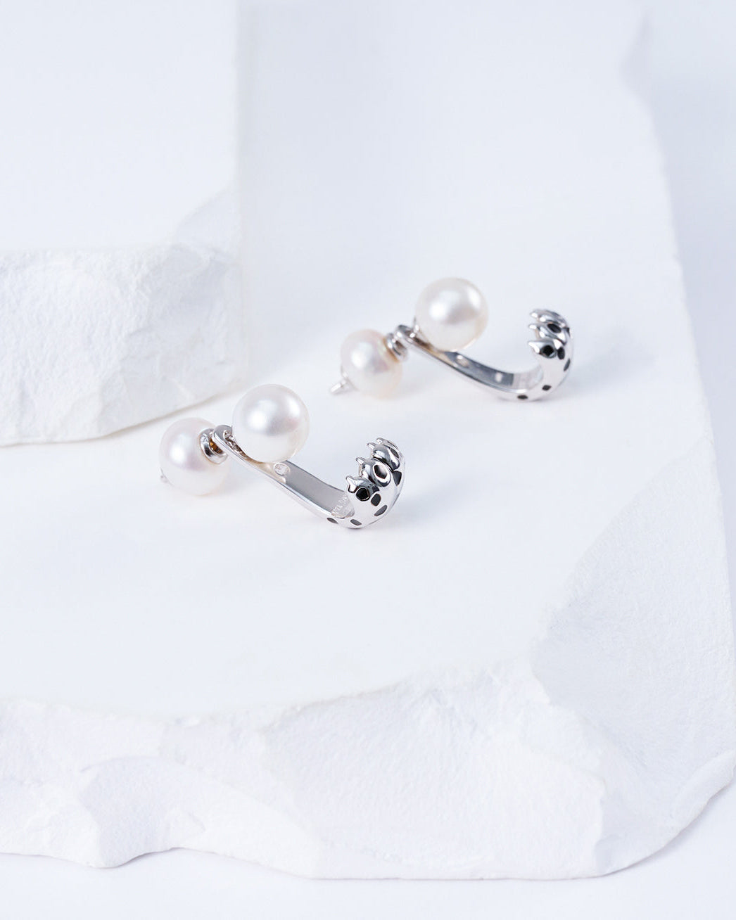 PEARLY LUSTRE | Top Grade Freshwater Pearl Necklace & Earrings Set WS00132 | SAFARI