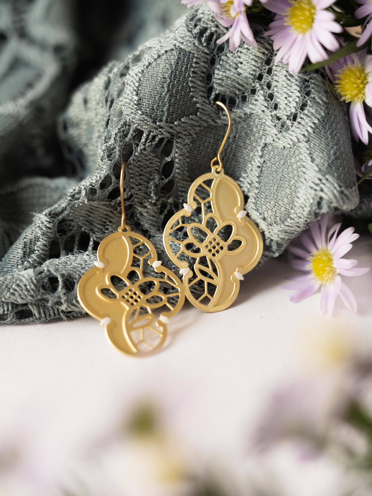 EMBRACE JEWELLERY | Lace Hook Earrings