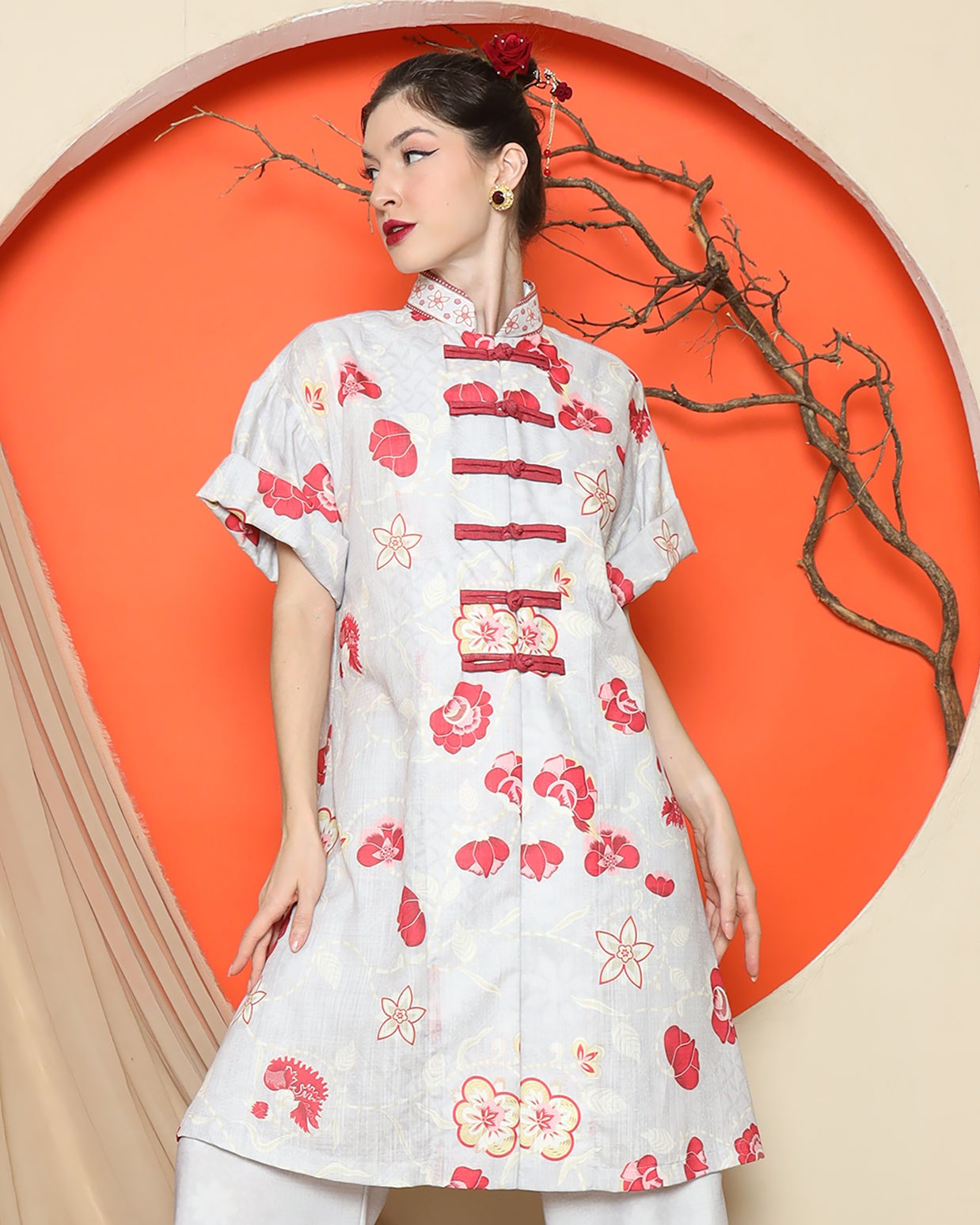 KANZI COLLECTION | Grey Floral Cheongsam Pant Set