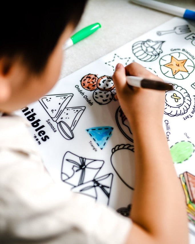 NOM | Nibbles by Nom SG Zoo Silicone Colouring Mat