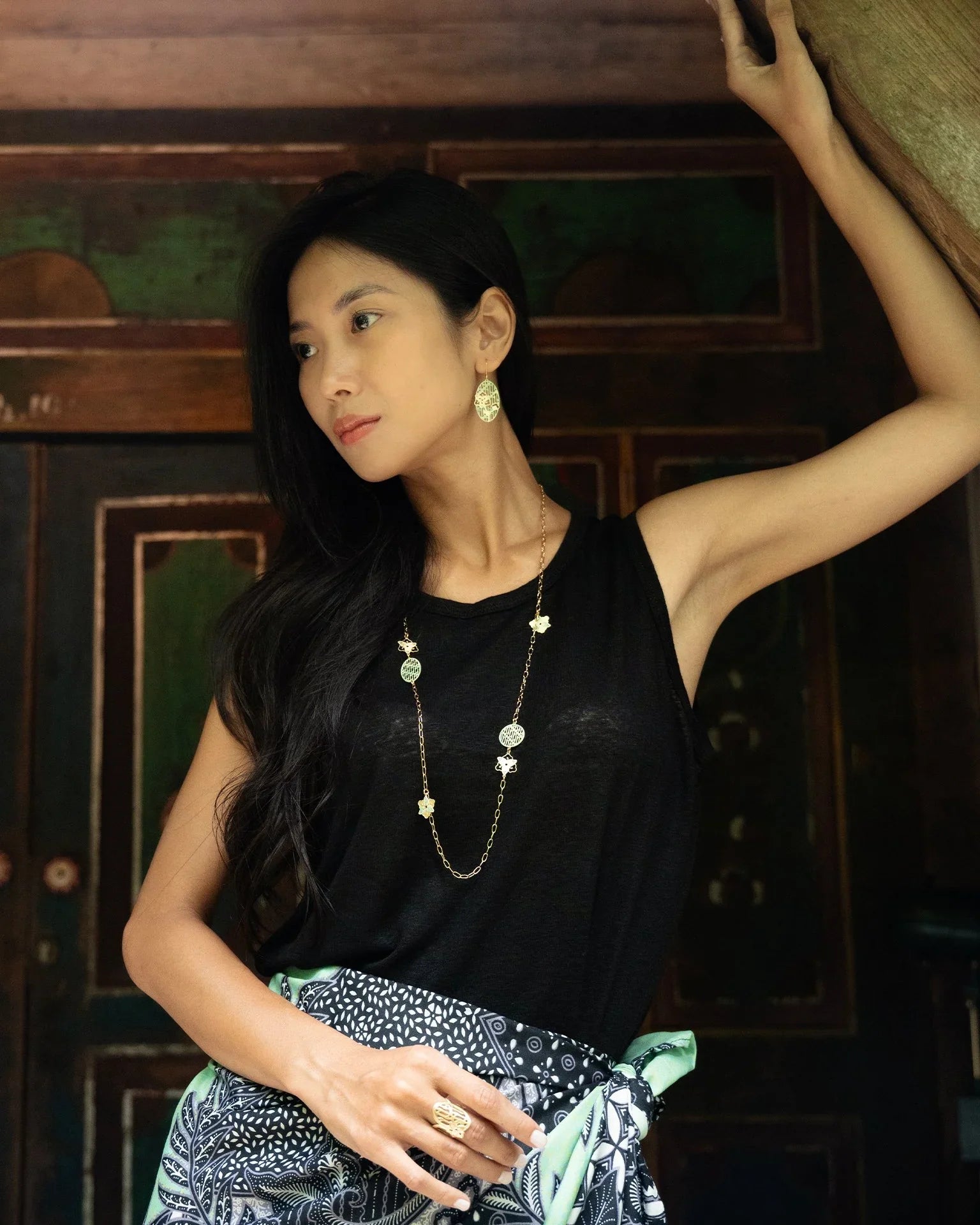 EMBRACE JEWELLERY | Parang Floral Necklace