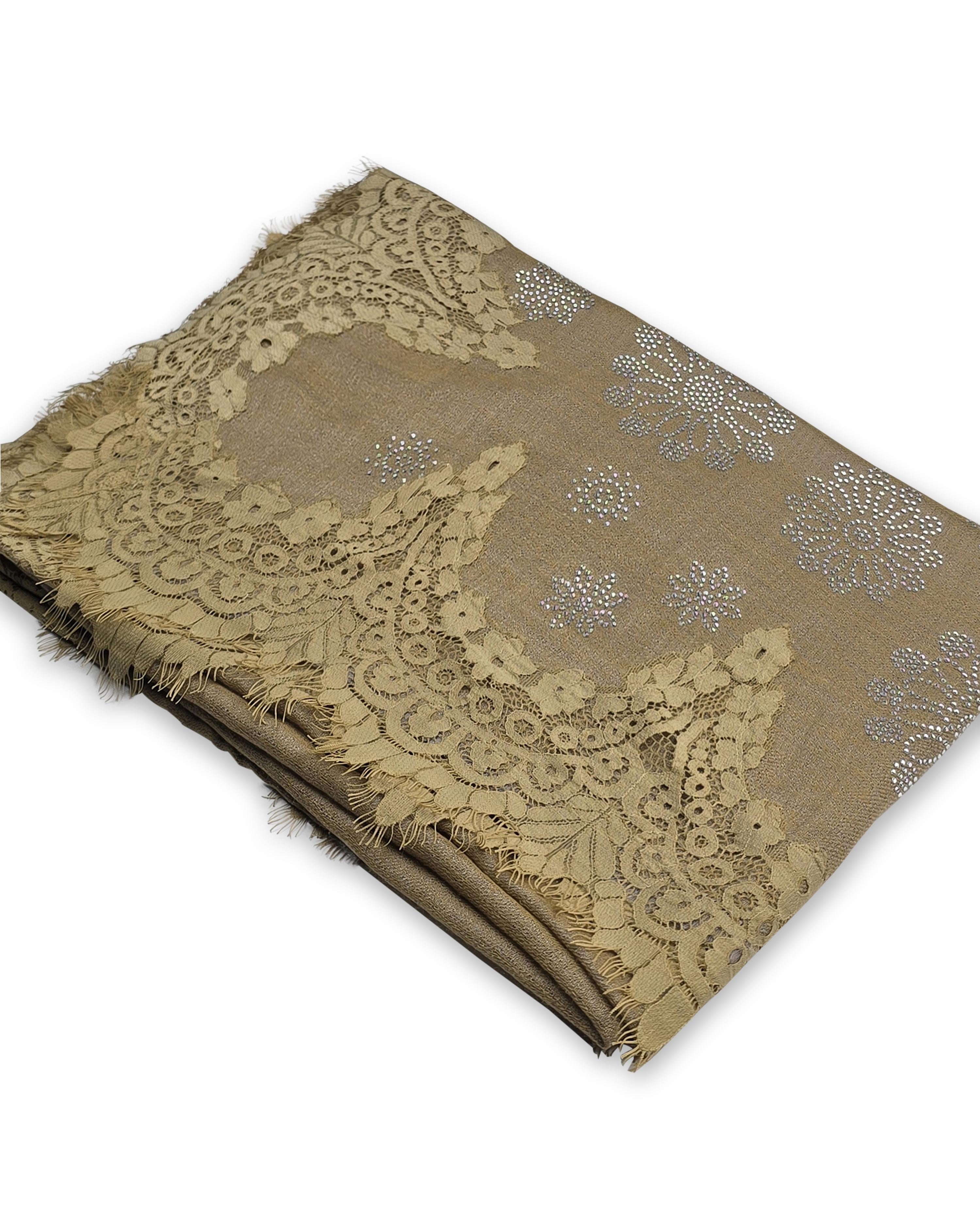 QUEENMARK | AN Flower Crystal Beige