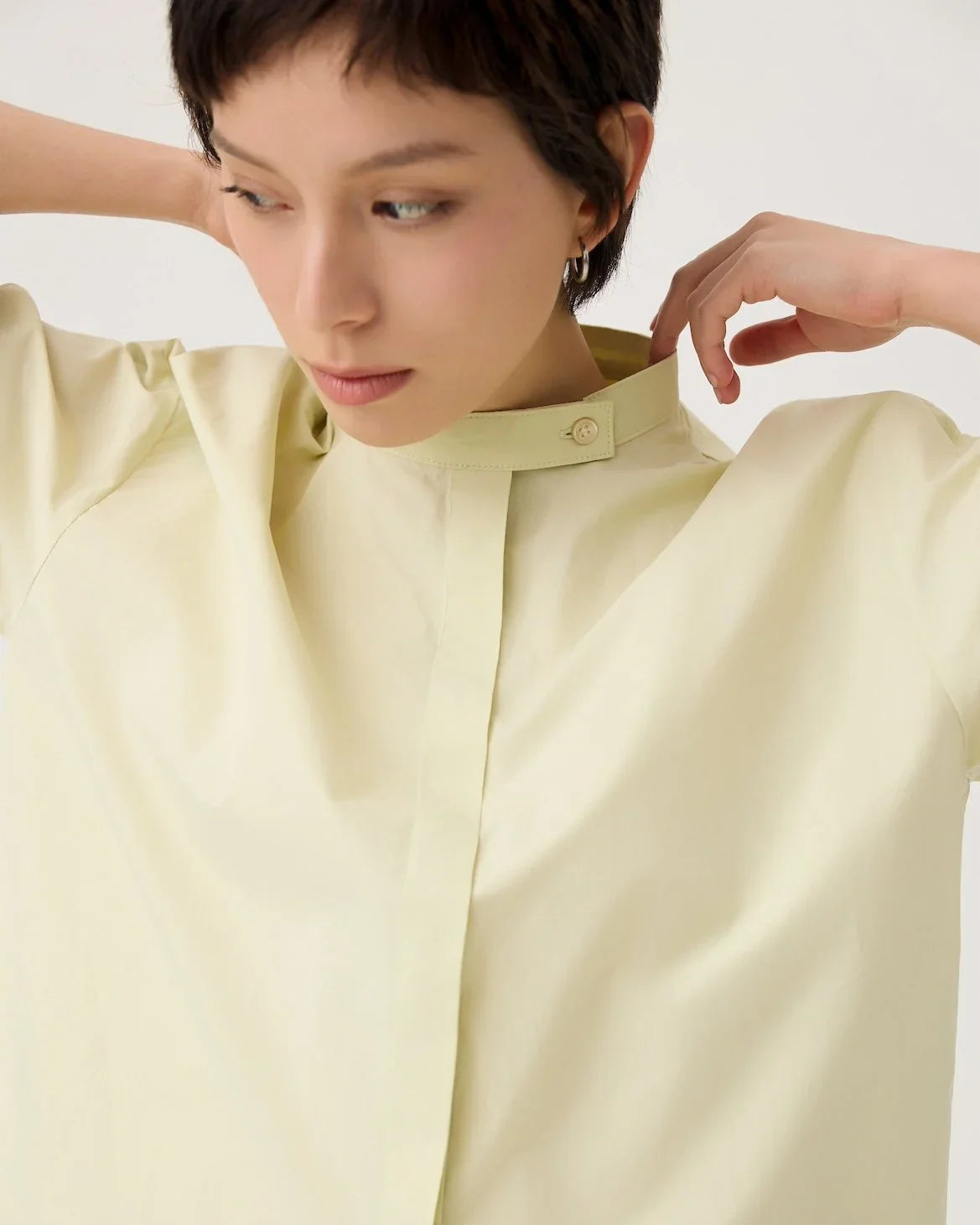 3EIGHTH | UTSURO Crop Shirt in Pandan Green