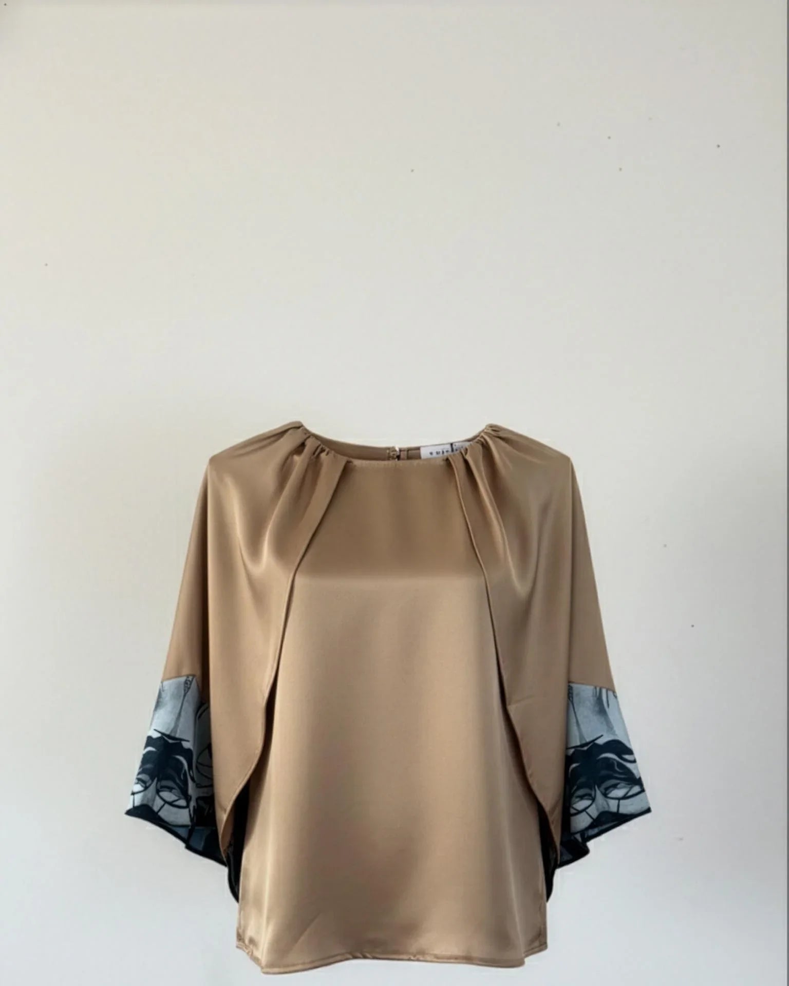 WOLF & BYRD | Gilded Flow Blouse