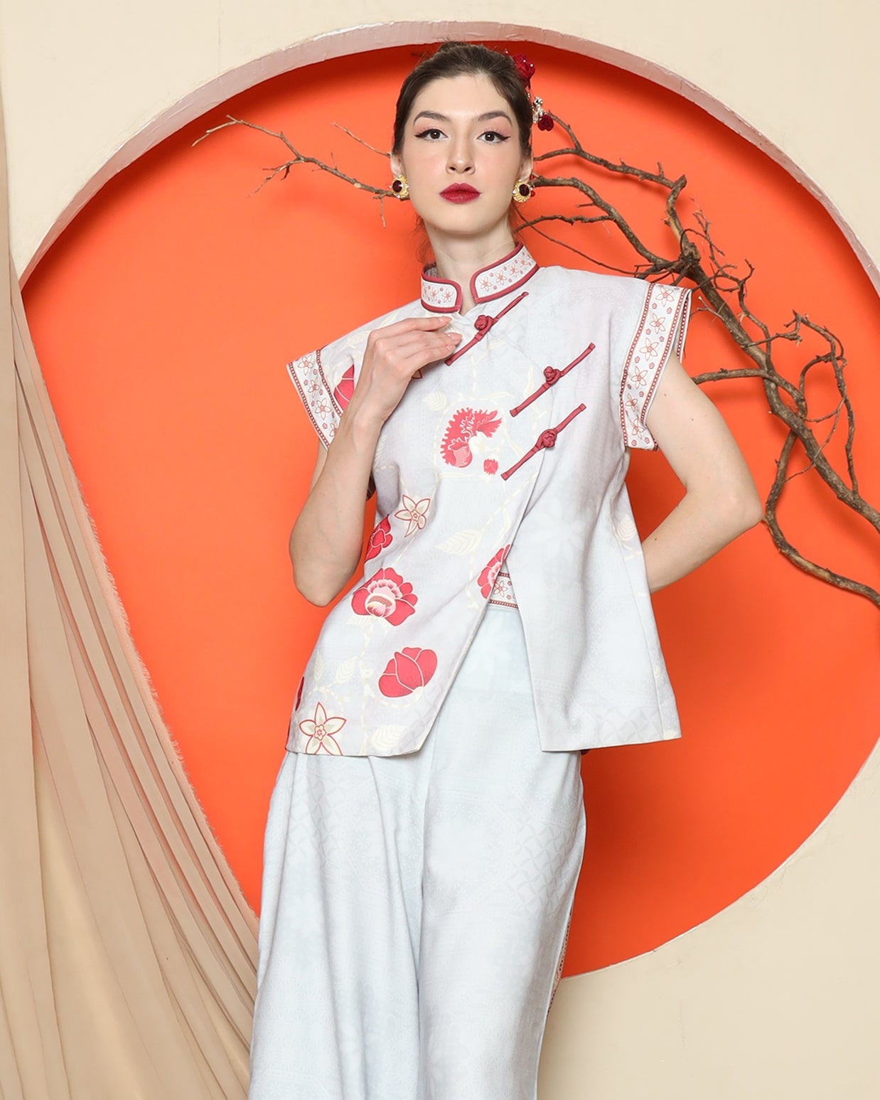 KANZI COLLECTION | Grey Cheongsam Floral Vest With Wide Leg Pant Set