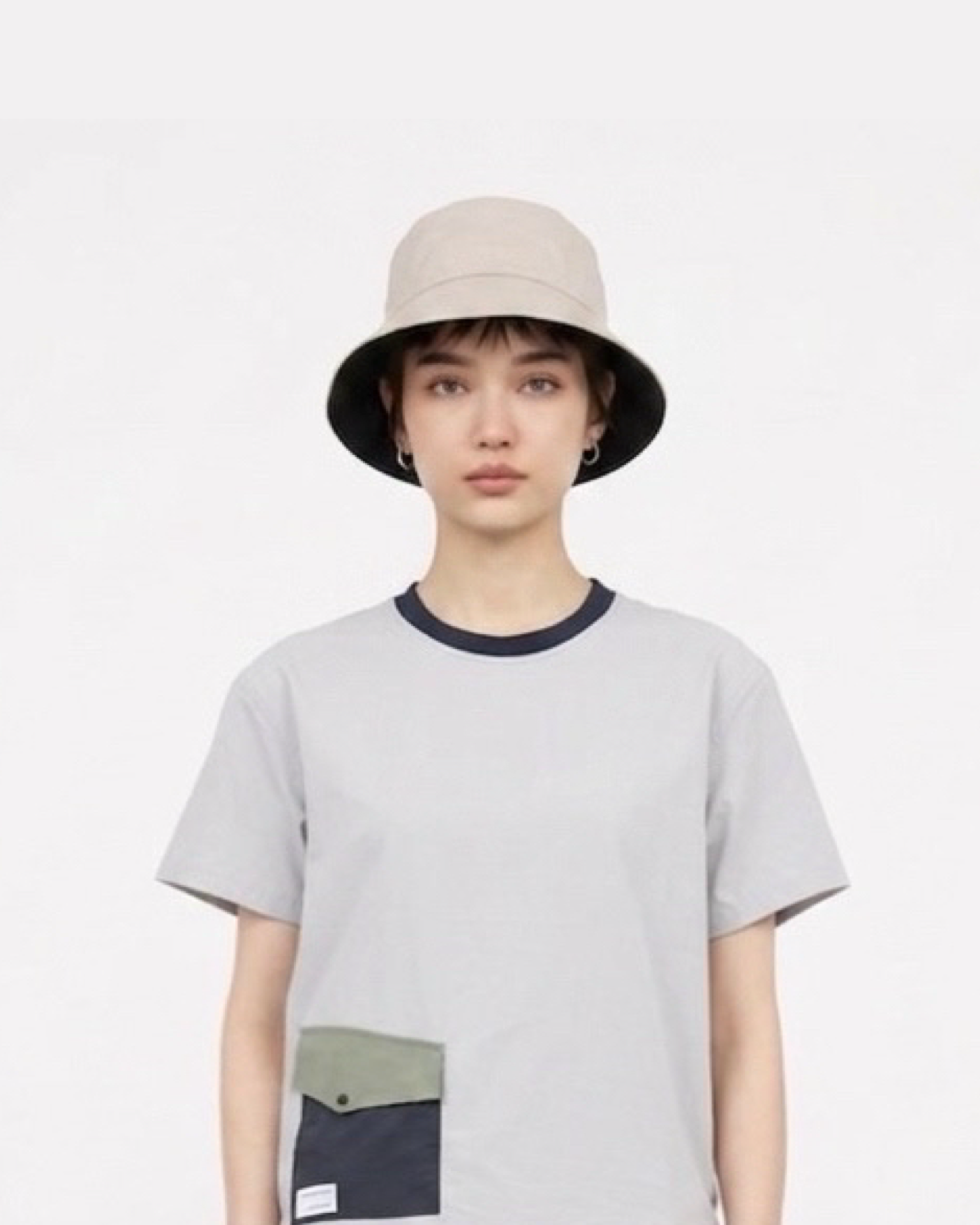 SPARROW GREEN | REI V T-shirt