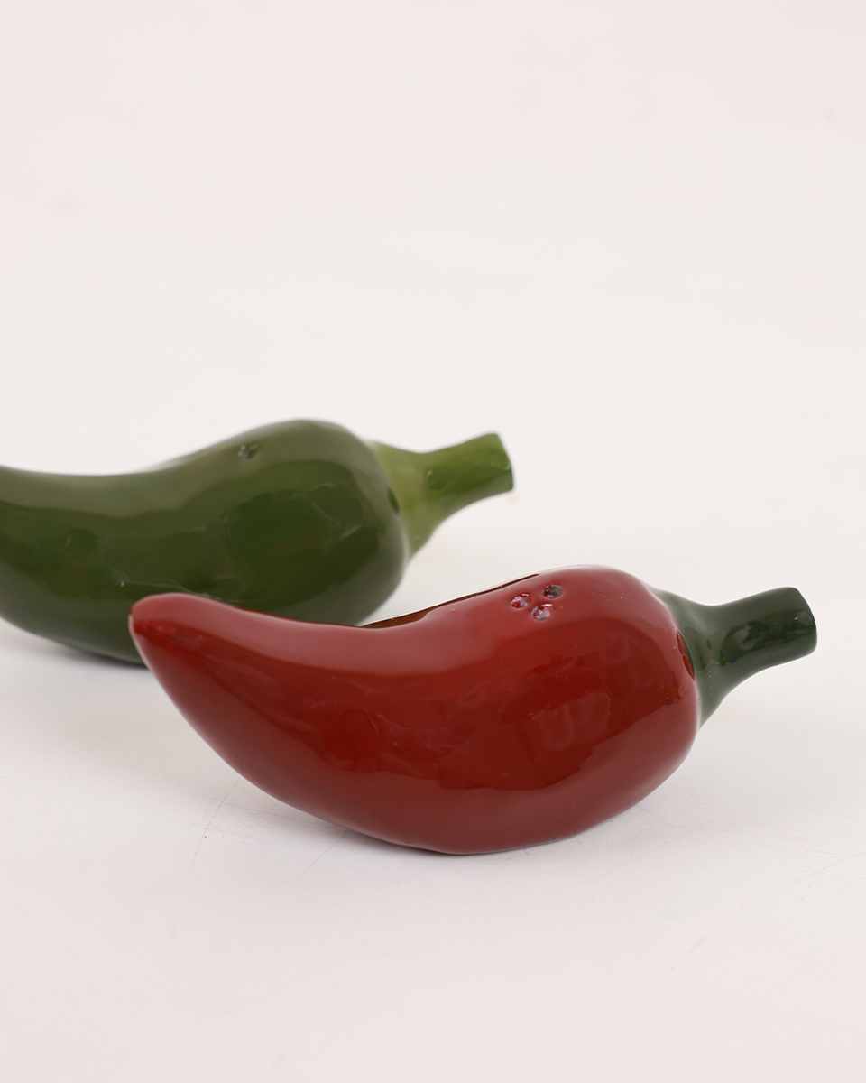TABLE MANNERS | Pepper Pop Salt & Pepper Shaker Set of 2