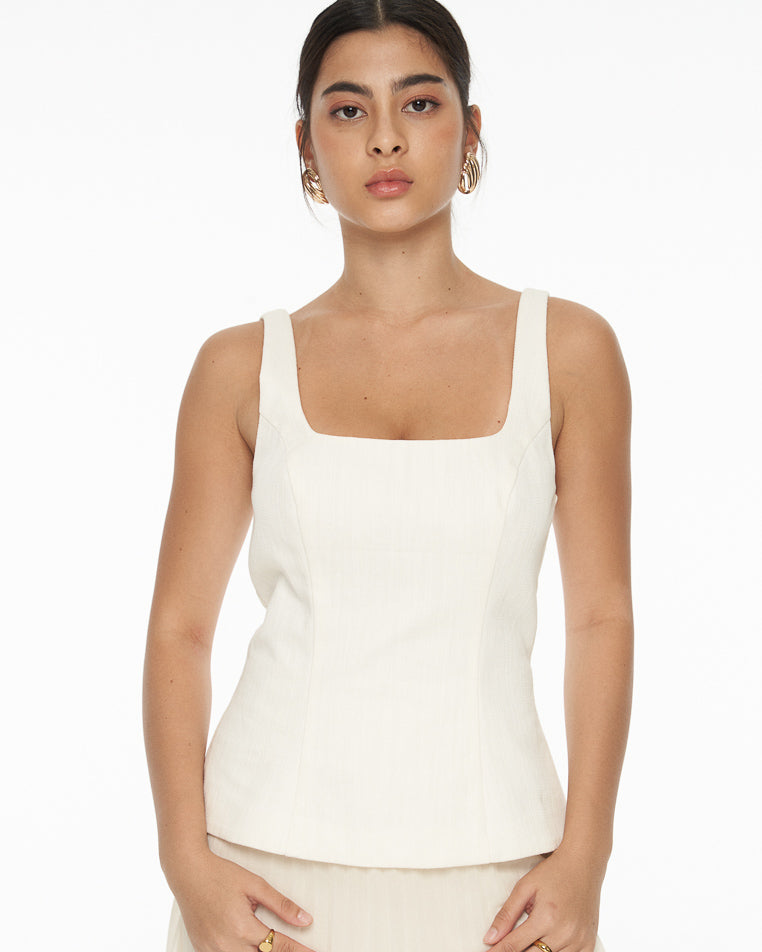 DRESSINGPAULA | Scoop Neck Cotton Top